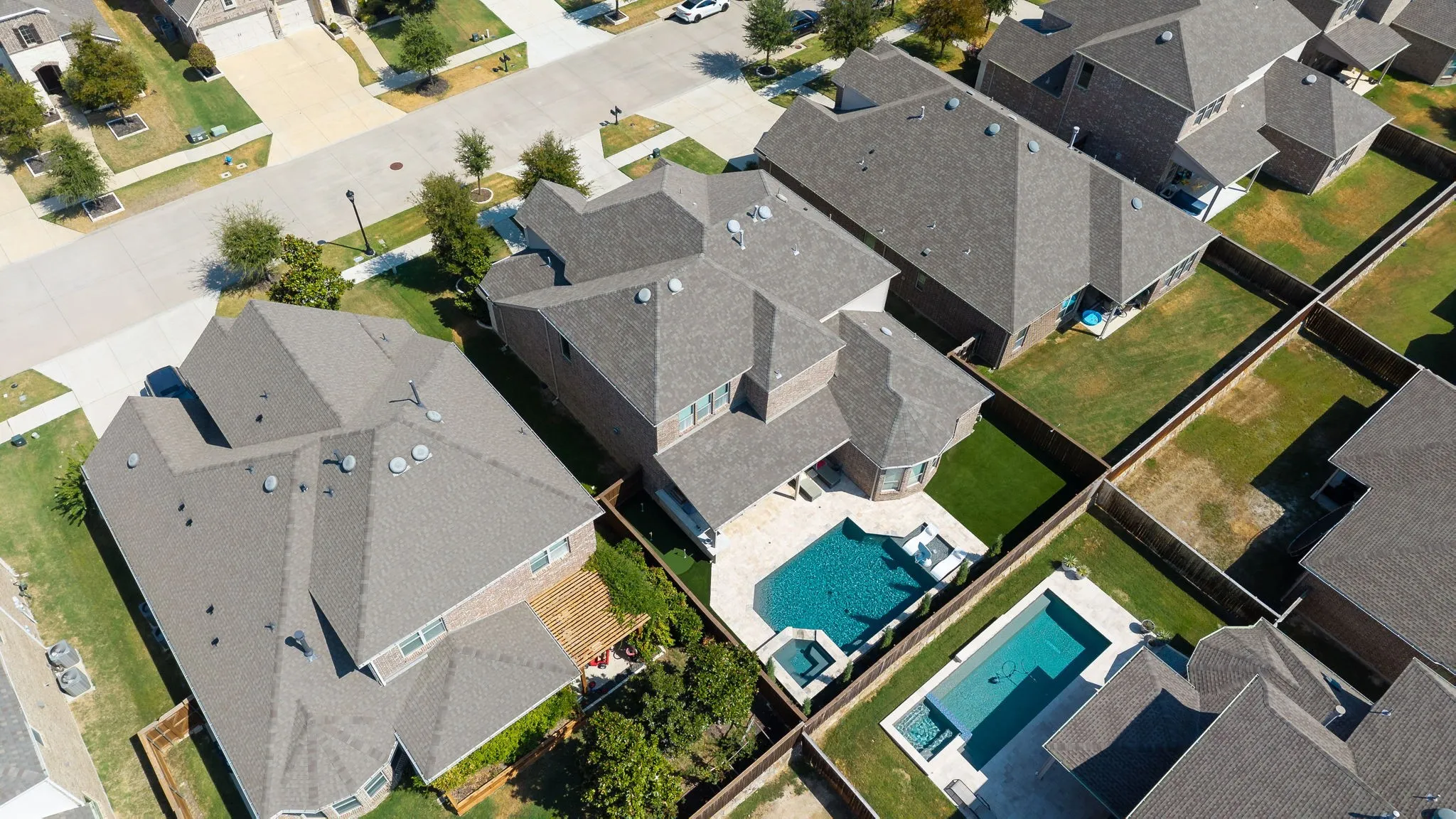 Single Family Residence For Sale in Collin County , 11109 Villa Canales Lane, Frisco, Texas 75035, 4 Bedroom, 4 Bathroom, 2 Garage spaces, 4,172 Sqft, built in 2018, mls#21403289, Real Estate Agent in Frisco, Homes For Sale in Collin county, Homes For Sale in Frisco, Realtor in Frisco Texas, Real Estate Brokerage Independent Realty Texas, Luminita Cordes Realtor