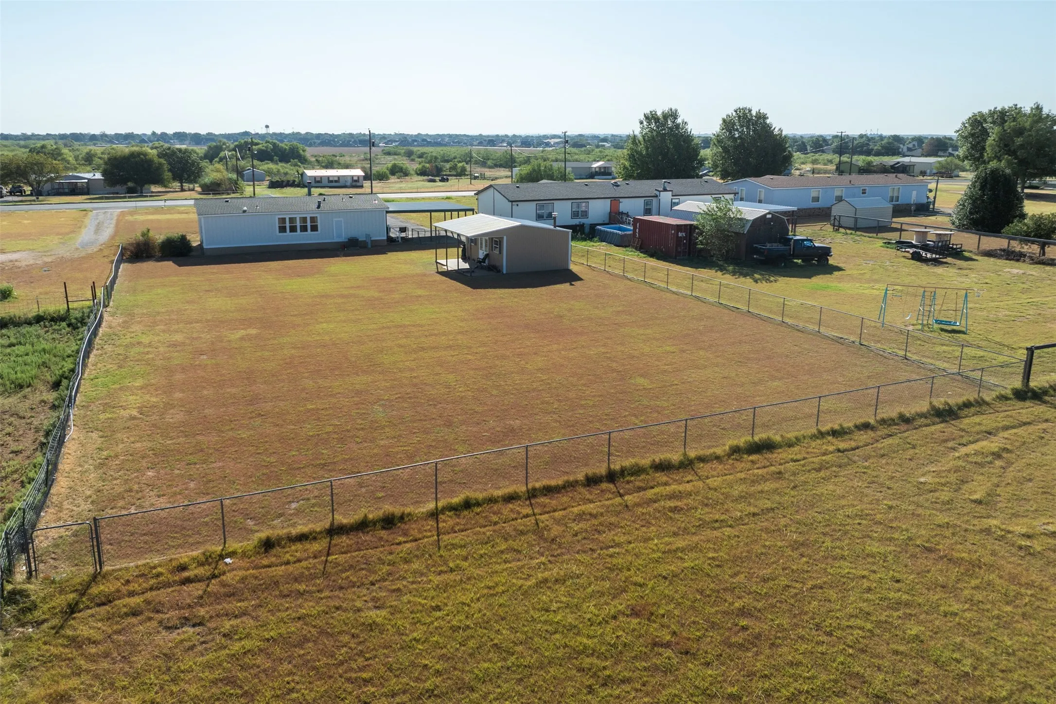 Single Family Residence For Sale in Wichita County , 1001 S FM 369, Burkburnett, Texas 76354, 3 Bedroom, 2 Bathroom, Garage spaces, 1,344 Sqft, built in 1999, mls#21388537, Real Estate Agent in Burkburnett, Homes For Sale in Wichita county, Homes For Sale in Burkburnett, Realtor in Burkburnett Texas, Real Estate Brokerage Independent Realty Texas, Luminita Cordes Realtor