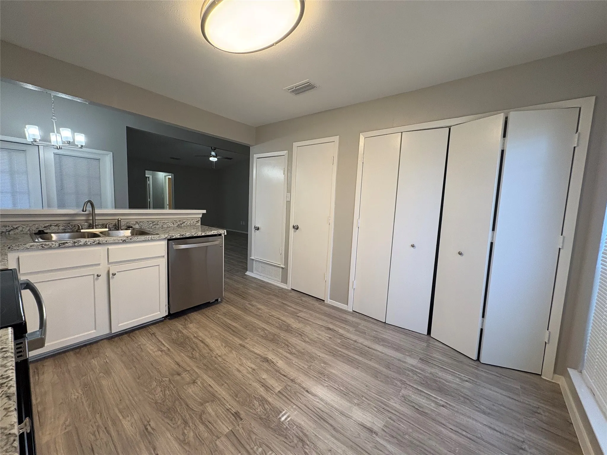 Single Family Residence For Sale in Dallas County , 1485 Brook Meadow Circle, Lancaster, Texas 75134, 2 Bedroom, 1 Bathroom, Garage spaces, 1,029 Sqft, built in 1982, mls#21403785, Real Estate Agent in Lancaster, Homes For Sale in Dallas county, Homes For Sale in Lancaster, Realtor in Lancaster Texas, Real Estate Brokerage Independent Realty Texas, Luminita Cordes Realtor