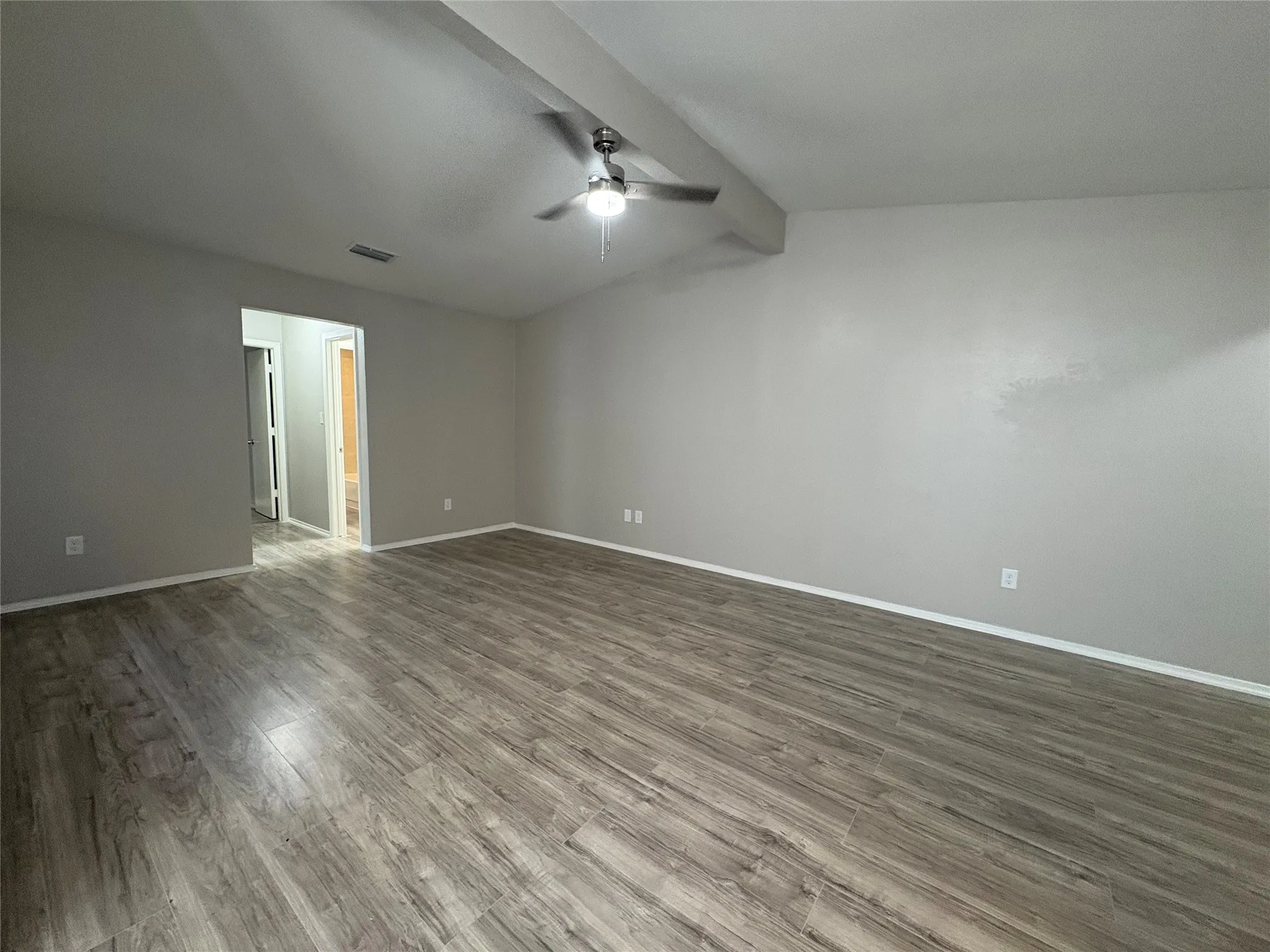 Single Family Residence For Sale in Dallas County , 1485 Brook Meadow Circle, Lancaster, Texas 75134, 2 Bedroom, 1 Bathroom, Garage spaces, 1,029 Sqft, built in 1982, mls#21403785, Real Estate Agent in Lancaster, Homes For Sale in Dallas county, Homes For Sale in Lancaster, Realtor in Lancaster Texas, Real Estate Brokerage Independent Realty Texas, Luminita Cordes Realtor