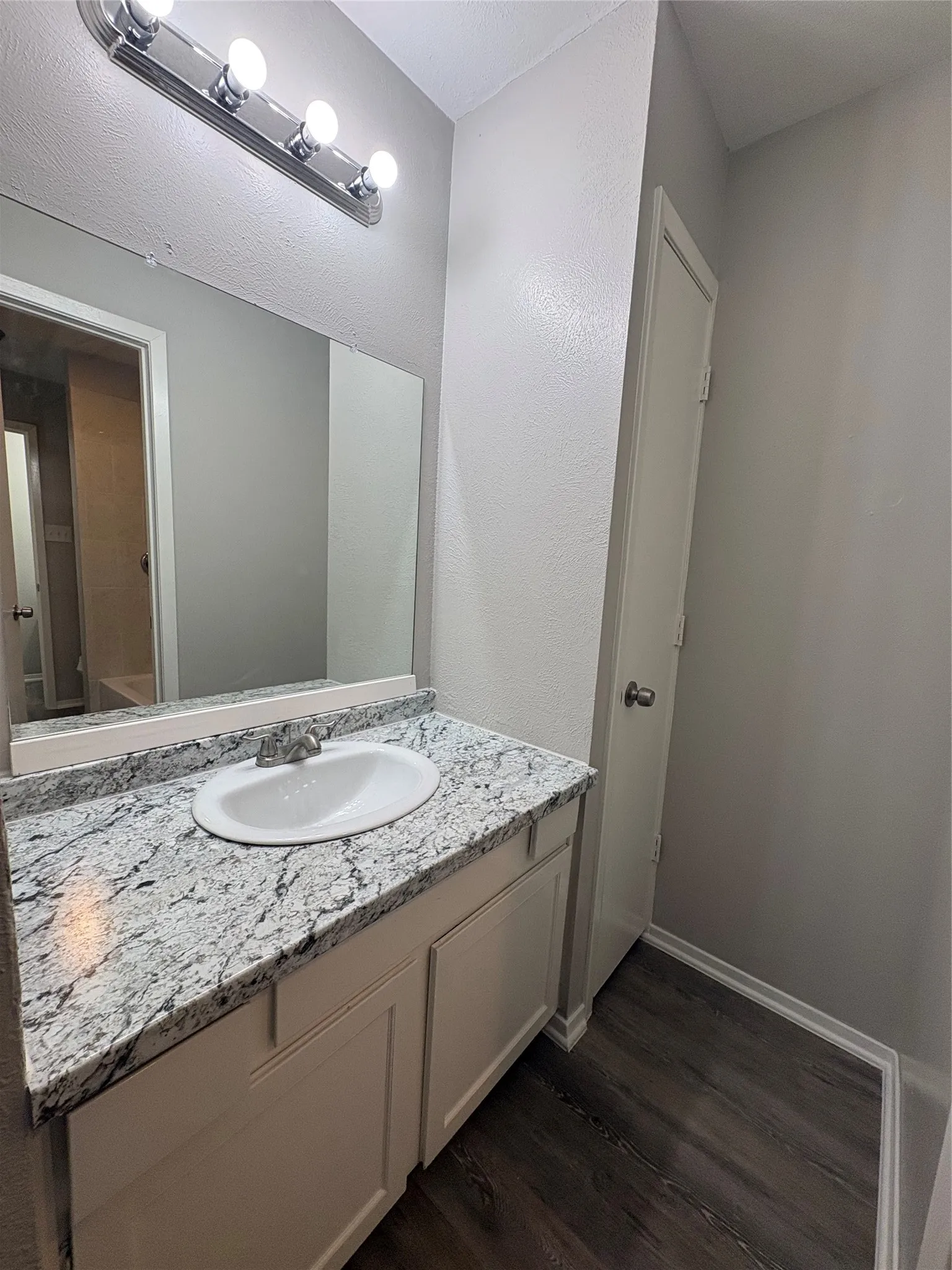 Single Family Residence For Sale in Dallas County , 1485 Brook Meadow Circle, Lancaster, Texas 75134, 2 Bedroom, 1 Bathroom, Garage spaces, 1,029 Sqft, built in 1982, mls#21403785, Real Estate Agent in Lancaster, Homes For Sale in Dallas county, Homes For Sale in Lancaster, Realtor in Lancaster Texas, Real Estate Brokerage Independent Realty Texas, Luminita Cordes Realtor