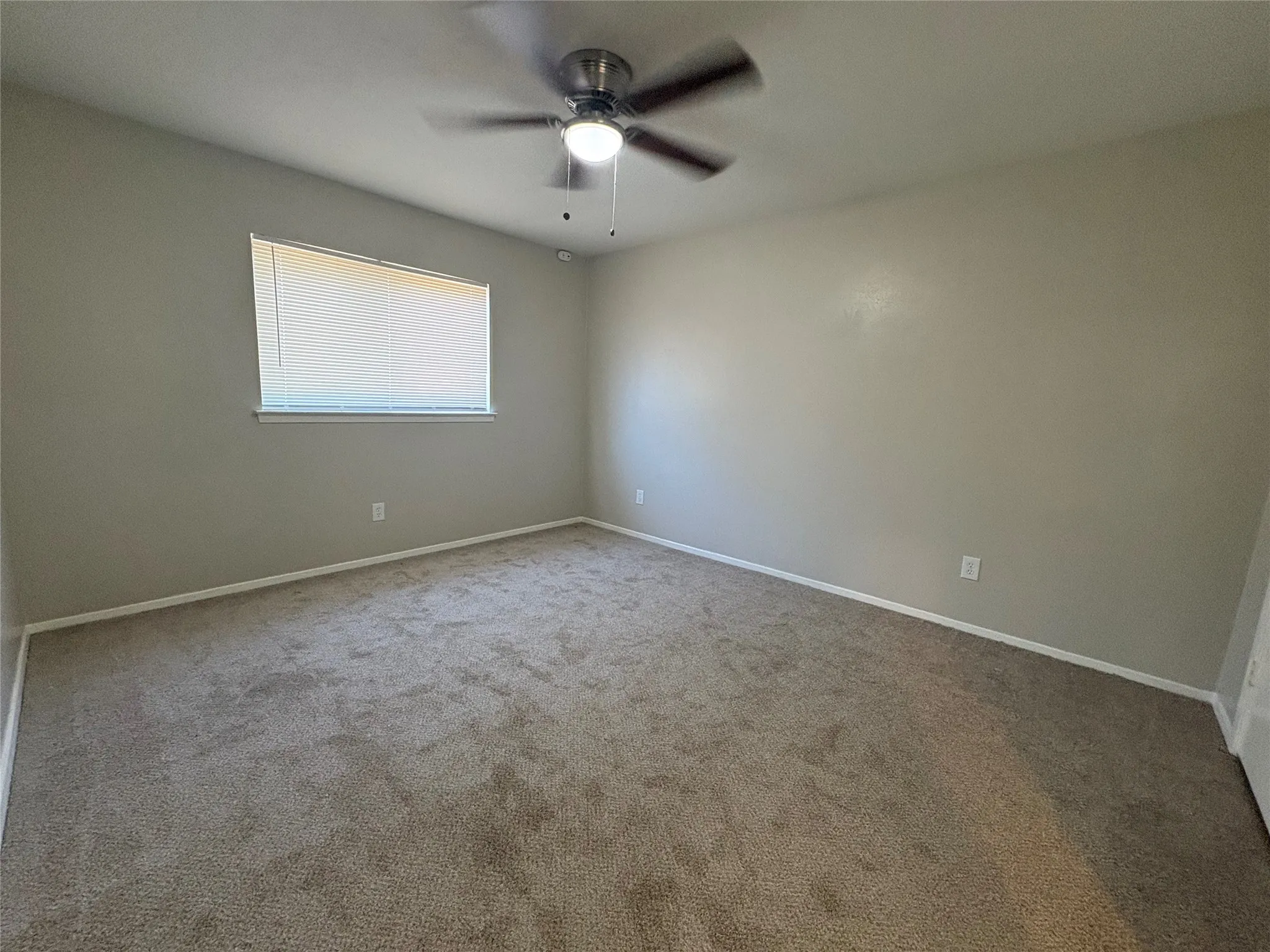 Single Family Residence For Sale in Dallas County , 1485 Brook Meadow Circle, Lancaster, Texas 75134, 2 Bedroom, 1 Bathroom, Garage spaces, 1,029 Sqft, built in 1982, mls#21403785, Real Estate Agent in Lancaster, Homes For Sale in Dallas county, Homes For Sale in Lancaster, Realtor in Lancaster Texas, Real Estate Brokerage Independent Realty Texas, Luminita Cordes Realtor