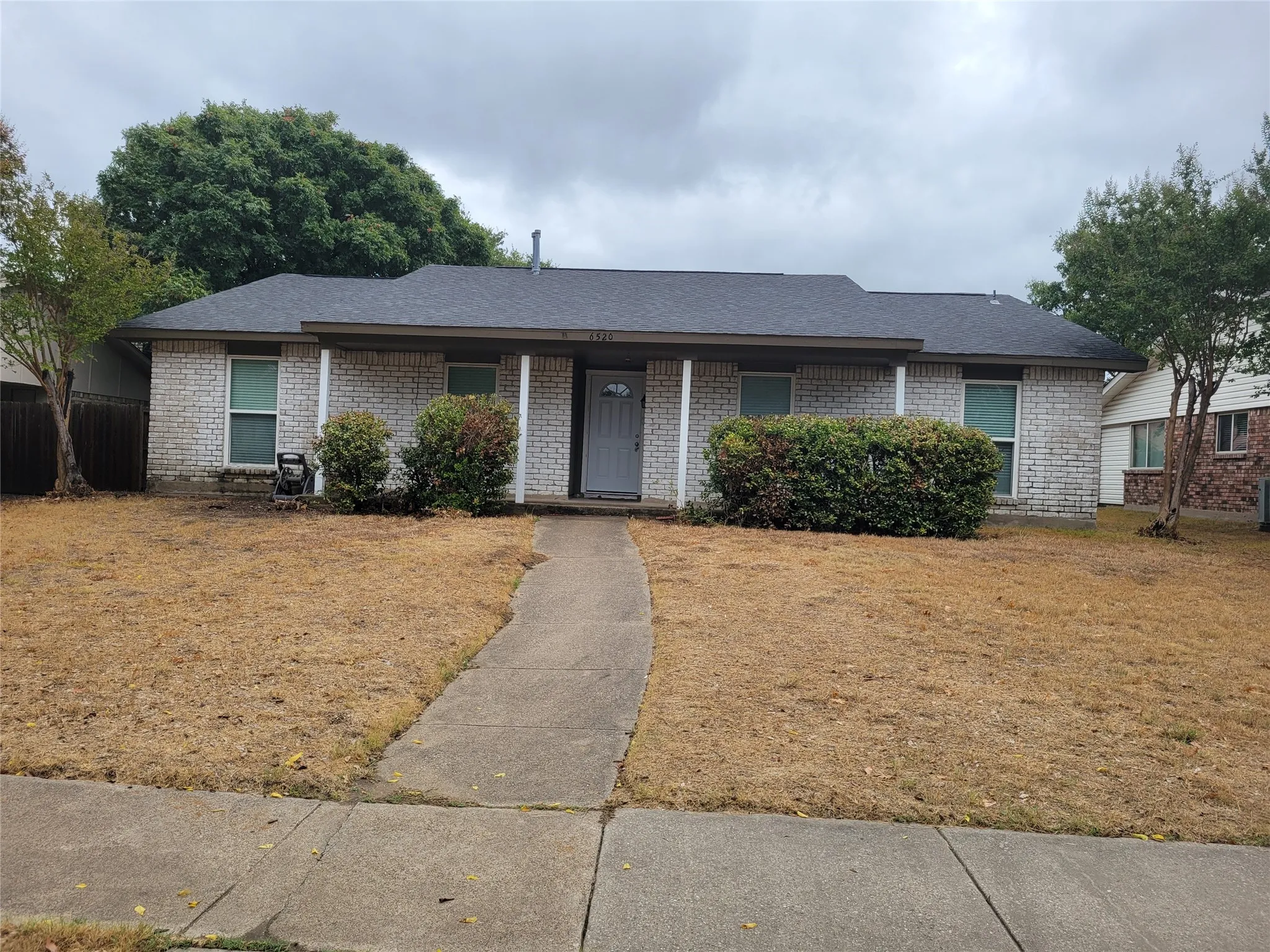 Single Family Residence For Rent in Collin County , 6520 Chinaberry Trail, Plano, Texas 75023, 3 Bedroom, 2 Bathroom, 2 Garage spaces, 1,930 Sqft, built in 1978, mls#21403762, Real Estate Agent in Plano, Homes For Rent in Collin county, Homes For Rent in Plano, Realtor in Plano Texas, Real Estate Brokerage Independent Realty Texas, Luminita Cordes Realtor