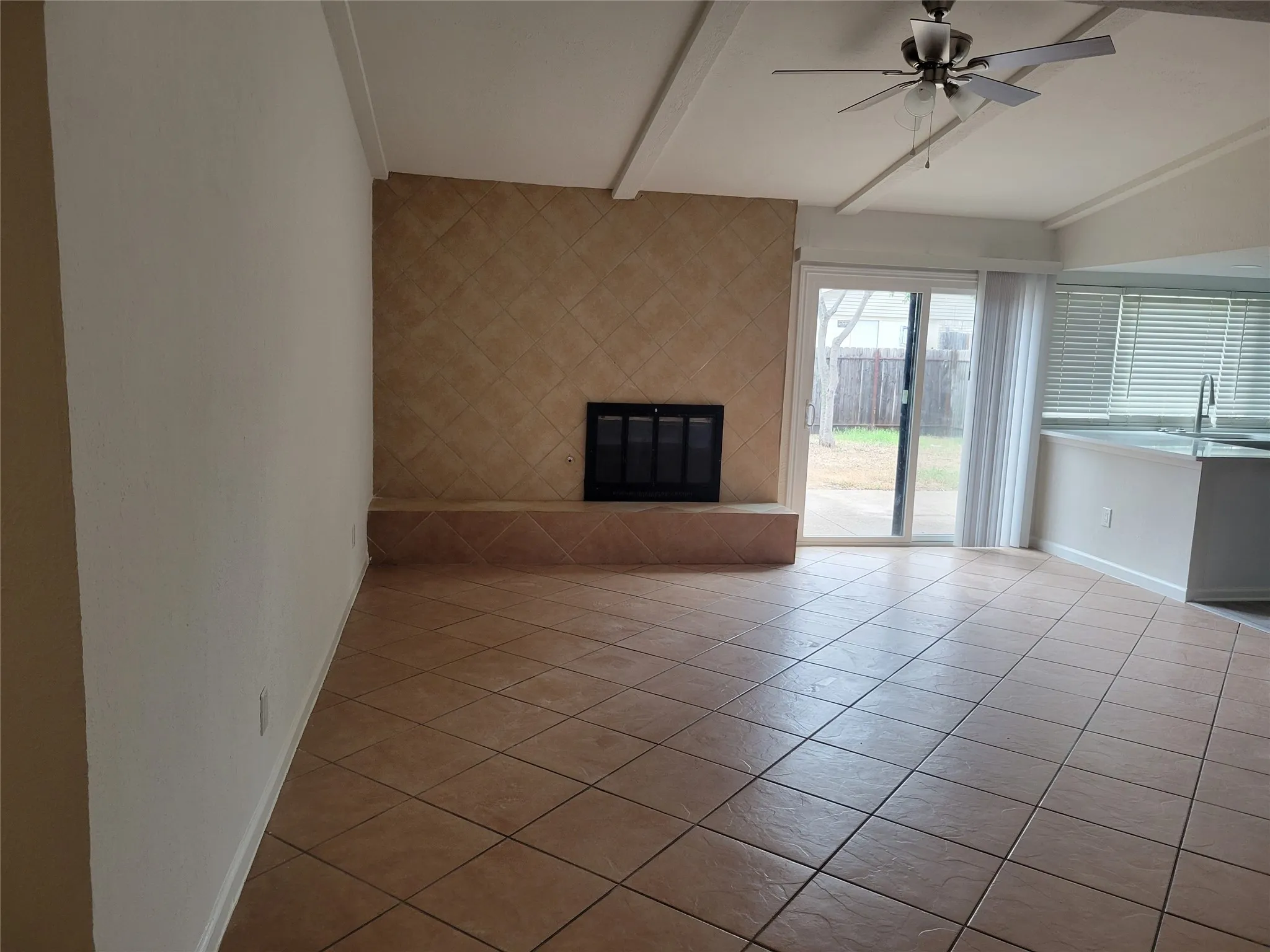 Single Family Residence For Rent in Collin County , 6520 Chinaberry Trail, Plano, Texas 75023, 3 Bedroom, 2 Bathroom, 2 Garage spaces, 1,930 Sqft, built in 1978, mls#21403762, Real Estate Agent in Plano, Homes For Rent in Collin county, Homes For Rent in Plano, Realtor in Plano Texas, Real Estate Brokerage Independent Realty Texas, Luminita Cordes Realtor
