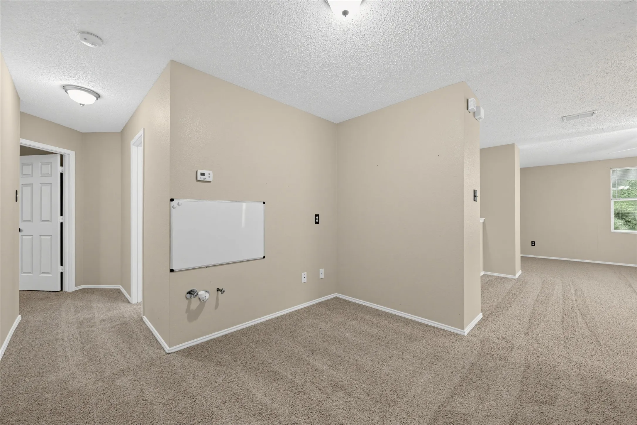 Single Family Residence For Sale in Denton County , 1857 Lariat Drive, Fort Worth, Texas 76247, 5 Bedroom, 3 Bathroom, 2 Garage spaces, 3,448 Sqft, built in 2003, mls#21403646, Real Estate Agent in Fort Worth, Homes For Sale in Denton county, Homes For Sale in Fort Worth, Realtor in Fort Worth Texas, Real Estate Brokerage Independent Realty Texas, Luminita Cordes Realtor