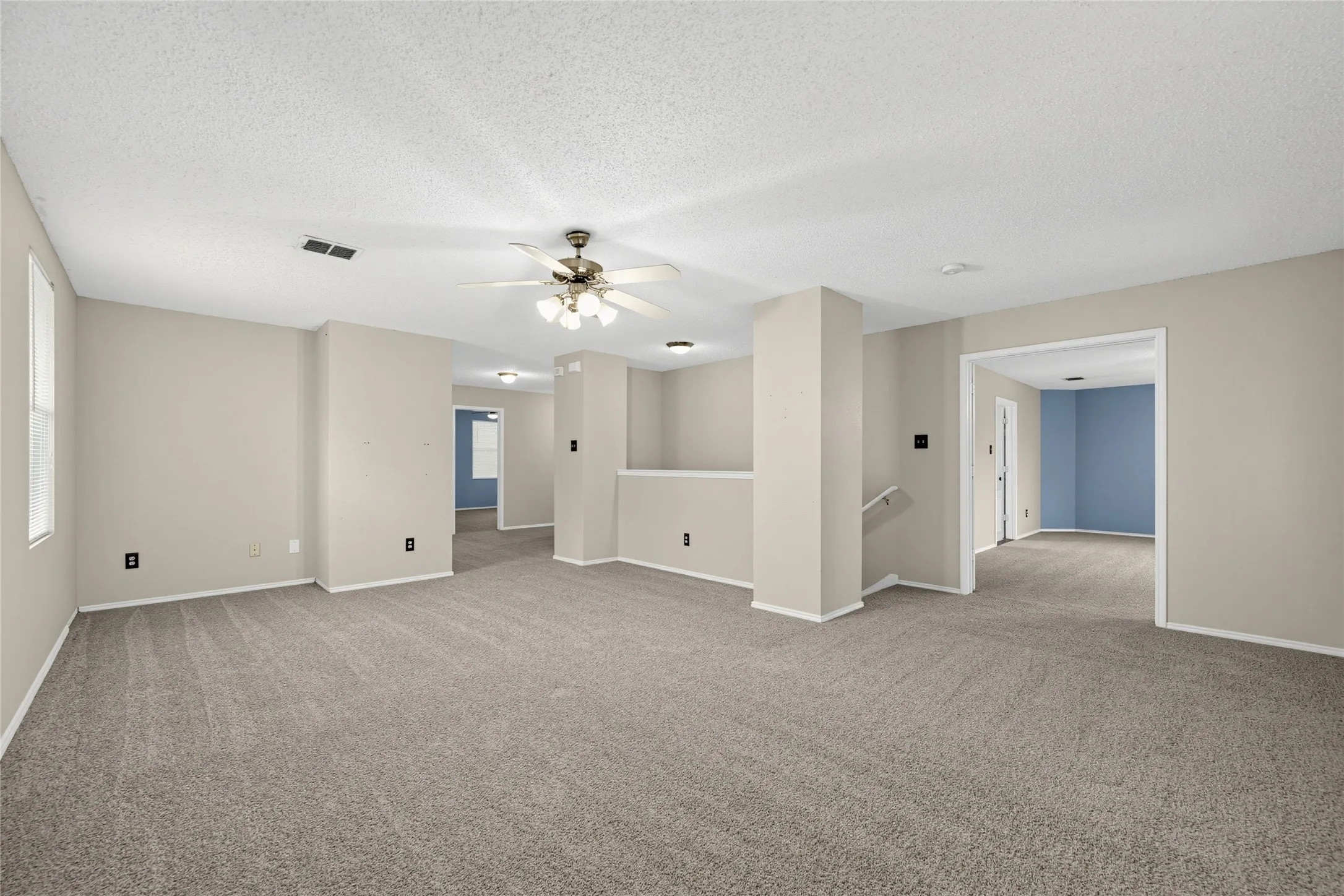 Single Family Residence For Sale in Denton County , 1857 Lariat Drive, Fort Worth, Texas 76247, 5 Bedroom, 3 Bathroom, 2 Garage spaces, 3,448 Sqft, built in 2003, mls#21403646, Real Estate Agent in Fort Worth, Homes For Sale in Denton county, Homes For Sale in Fort Worth, Realtor in Fort Worth Texas, Real Estate Brokerage Independent Realty Texas, Luminita Cordes Realtor