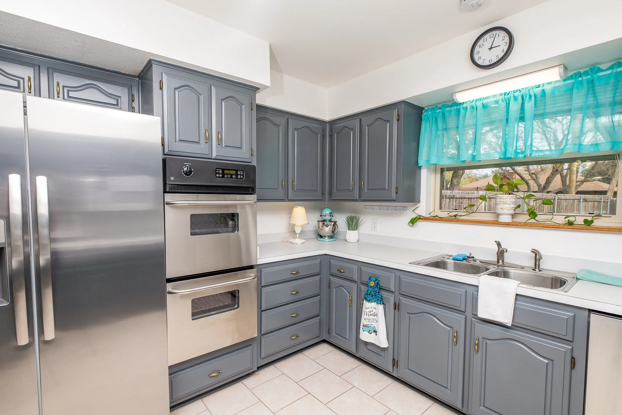 Single Family Residence For Sale in Wichita County , 3 Four Sixes Circle, Wichita Falls, Texas 76308, 3 Bedroom, 3 Bathroom, 2 Garage spaces, 2,434 Sqft, built in 1980, mls#21403803, Real Estate Agent in Wichita Falls, Homes For Sale in Wichita county, Homes For Sale in Wichita Falls, Realtor in Wichita Falls Texas, Real Estate Brokerage Independent Realty Texas, Luminita Cordes Realtor