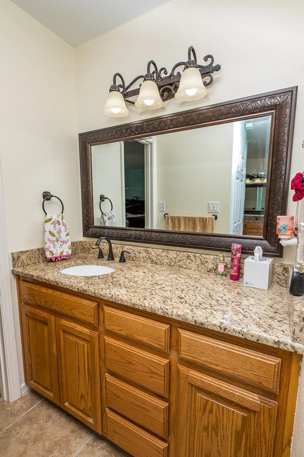 Single Family Residence For Sale in Wichita County , 3 Four Sixes Circle, Wichita Falls, Texas 76308, 3 Bedroom, 3 Bathroom, 2 Garage spaces, 2,434 Sqft, built in 1980, mls#21403803, Real Estate Agent in Wichita Falls, Homes For Sale in Wichita county, Homes For Sale in Wichita Falls, Realtor in Wichita Falls Texas, Real Estate Brokerage Independent Realty Texas, Luminita Cordes Realtor