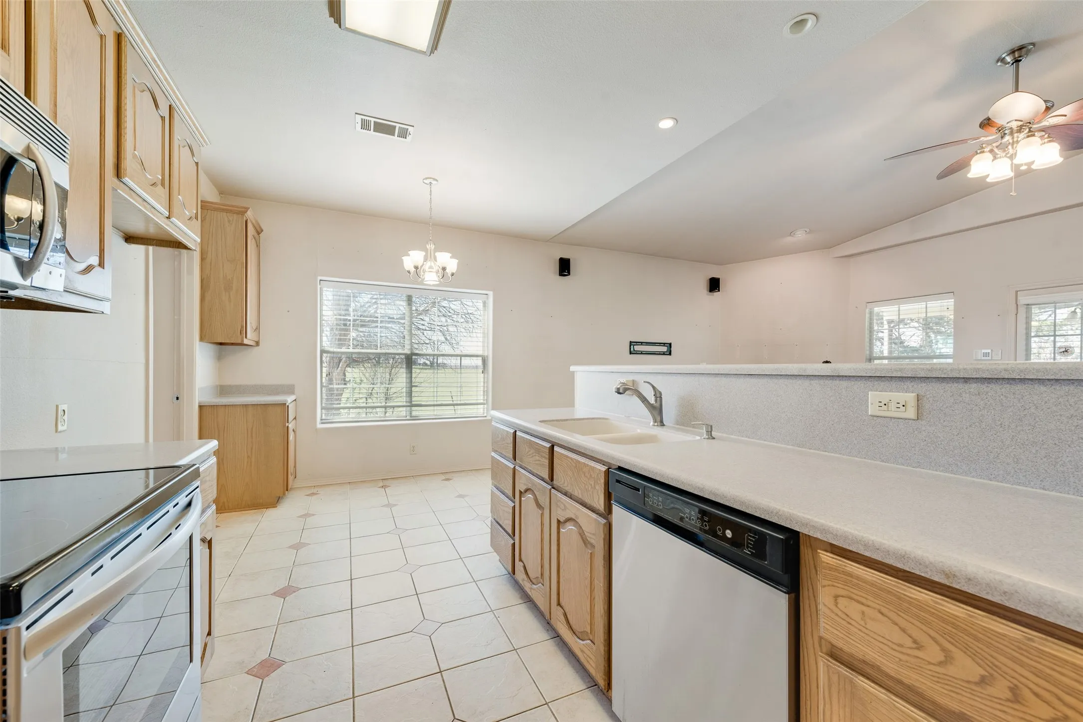 Improved Land For Sale in Kaufman County , 9913 Fm 740, Mesquite, Texas 75126, 0, 0, Garage spaces, 0 Sqft, built in 1997, mls#21403798, Real Estate Agent in Mesquite, Homes For Sale in Kaufman county, Homes For Sale in Mesquite, Realtor in Mesquite Texas, Real Estate Brokerage Independent Realty Texas, Luminita Cordes Realtor