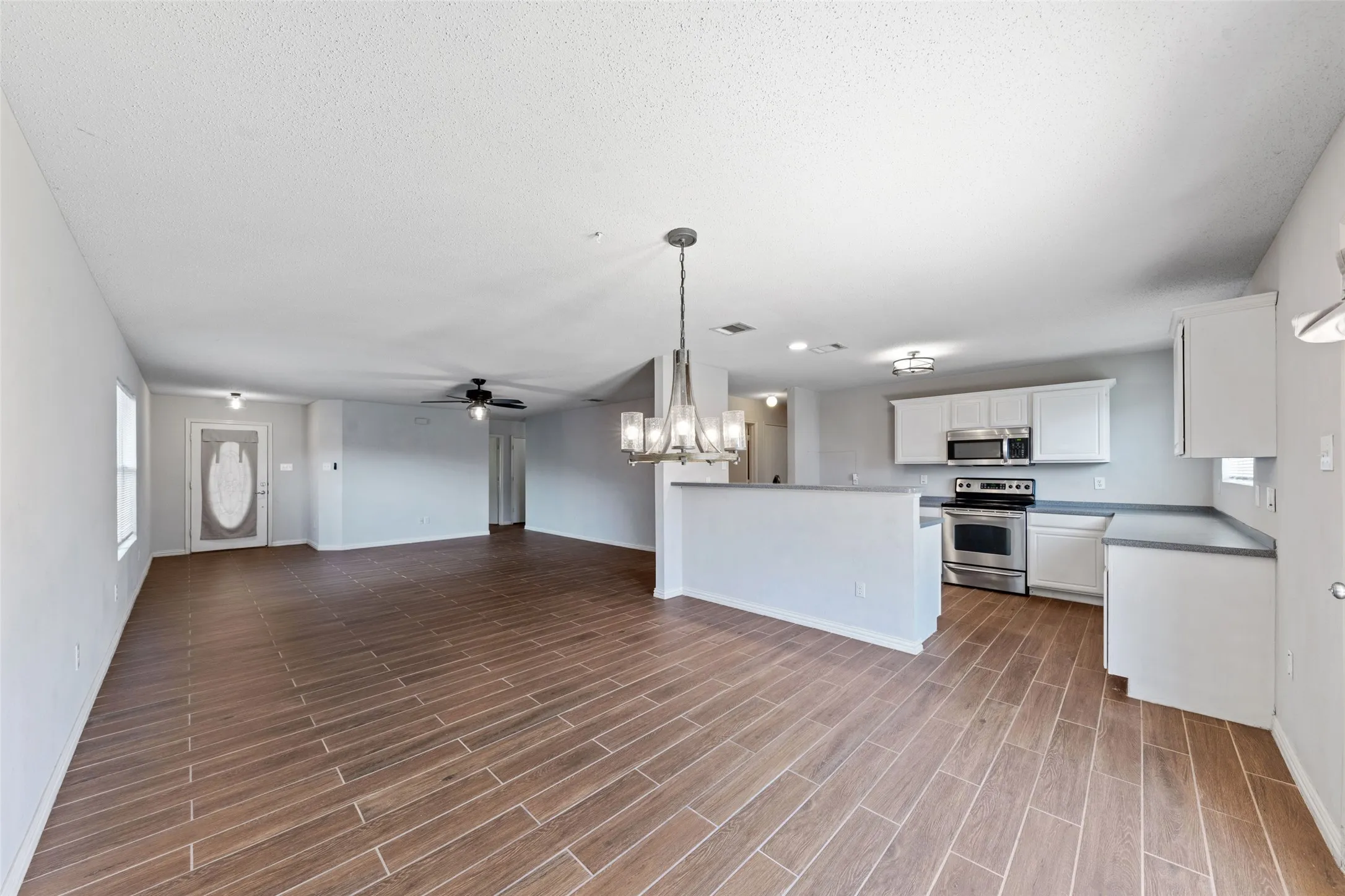 Single Family Residence For Rent