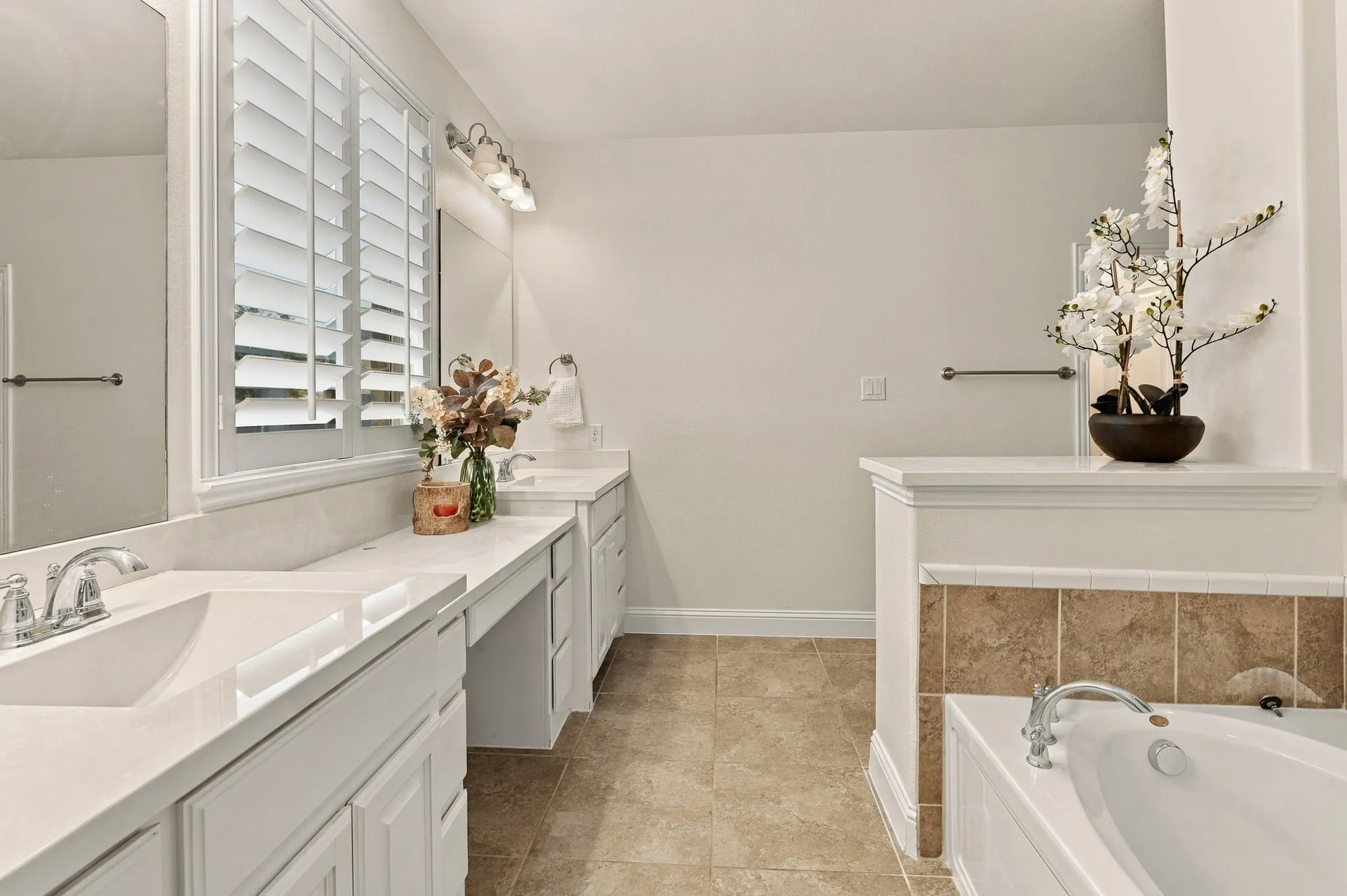 Main bathroom