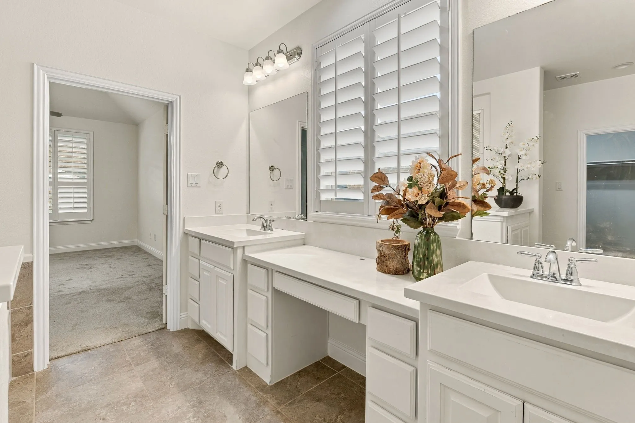 Main bathroom