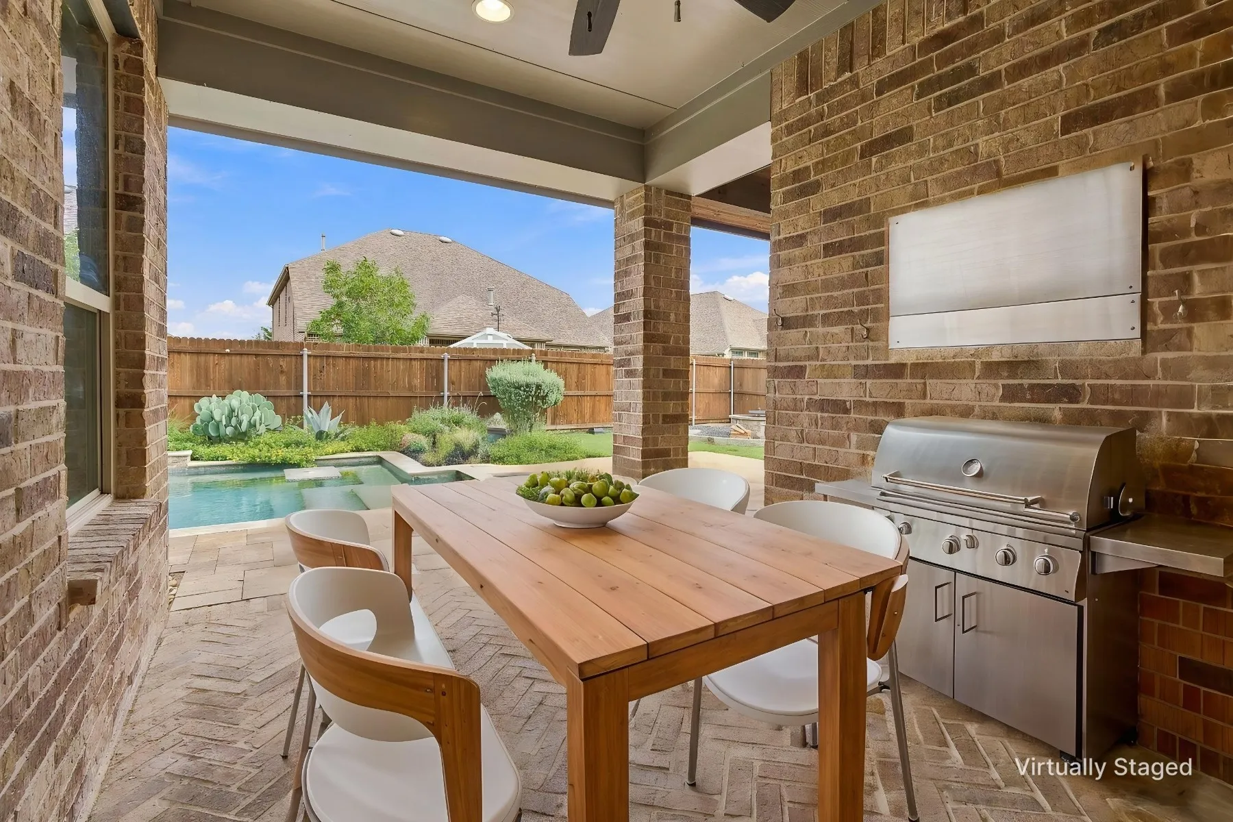 Single Family Residence For Sale in Collin County , 1121 Bryce Canyon Drive, Celina, Texas 75009, 4 Bedroom, 3 Bathroom, 2 Garage spaces, 2,980 Sqft, built in 2016, mls#21394488, Real Estate Agent in Celina, Homes For Sale in Collin county, Homes For Sale in Celina, Realtor in Celina Texas, Real Estate Brokerage Independent Realty Texas, Luminita Cordes Realtor