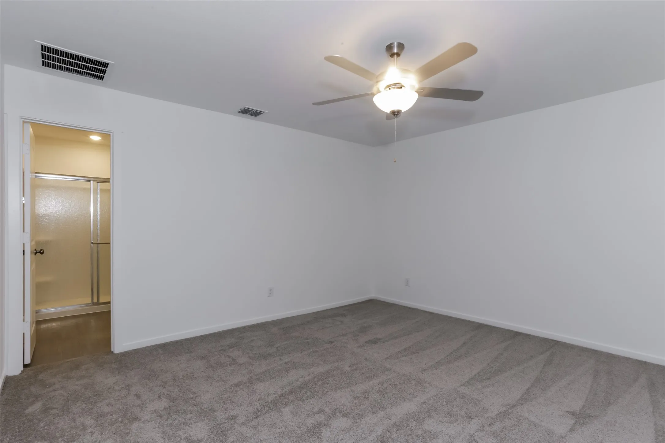Single Family Residence For Rent in Tarrant County , 15225 Rangeland Road, Haslet, Texas 76052, 3 Bedroom, 2 Bathroom, 2 Garage spaces, 1,451 Sqft, built in 2026, mls#21403797, Real Estate Agent in Haslet, Homes For Rent in Tarrant county, Homes For Rent in Haslet, Realtor in Haslet Texas, Real Estate Brokerage Independent Realty Texas, Luminita Cordes Realtor