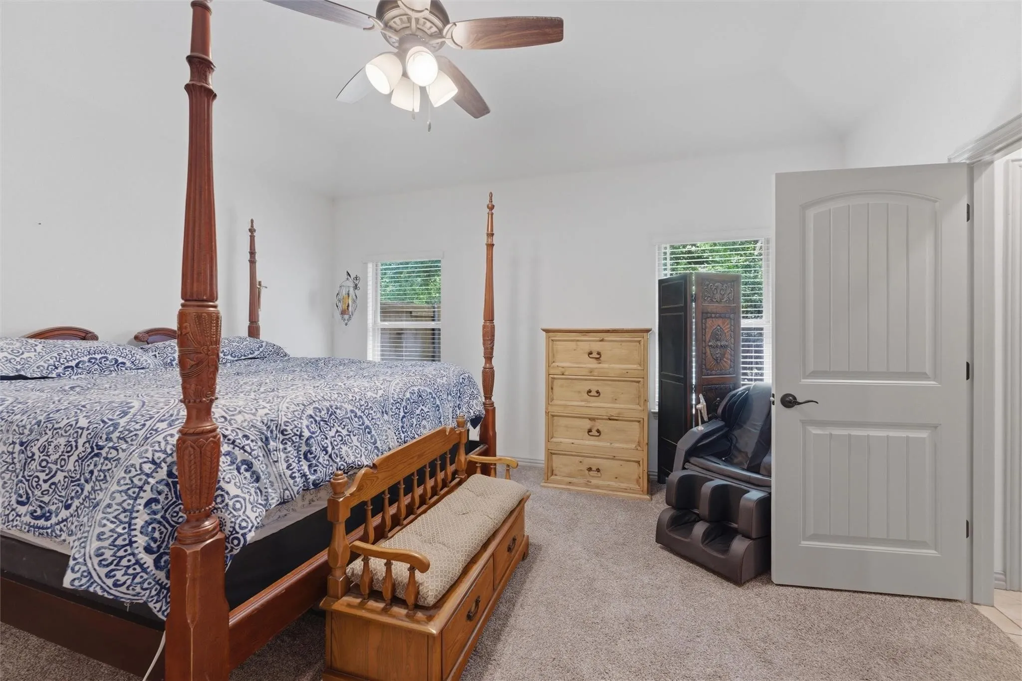 Single Family Residence For Sale in Parker County , 322 S Bowie Drive, Weatherford, Texas 76086, 4 Bedroom, 2 Bathroom, 2 Garage spaces, 1,814 Sqft, built in 2020, mls#21403781, Real Estate Agent in Weatherford, Homes For Sale in Parker county, Homes For Sale in Weatherford, Realtor in Weatherford Texas, Real Estate Brokerage Independent Realty Texas, Luminita Cordes Realtor