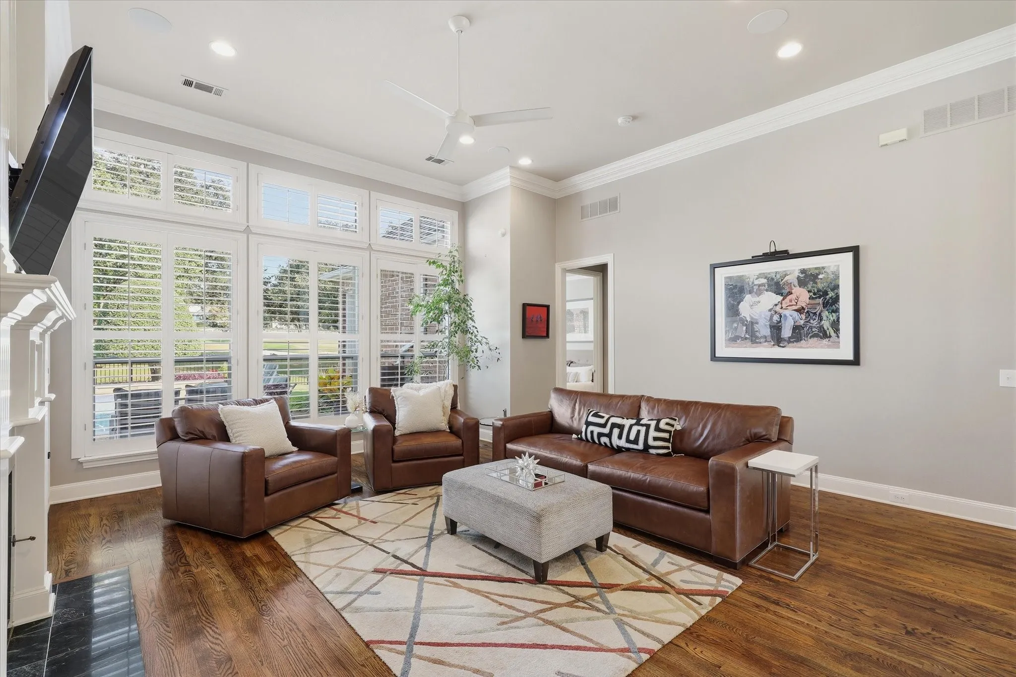 Single Family Residence For Sale in Denton County , 5600 Southern Hills Drive, Frisco, Texas 75034, 3 Bedroom, 3 Bathroom, 2 Garage spaces, 2,638 Sqft, built in 1993, mls#21399731, Real Estate Agent in Frisco, Homes For Sale in Denton county, Homes For Sale in Frisco, Realtor in Frisco Texas, Real Estate Brokerage Independent Realty Texas, Luminita Cordes Realtor