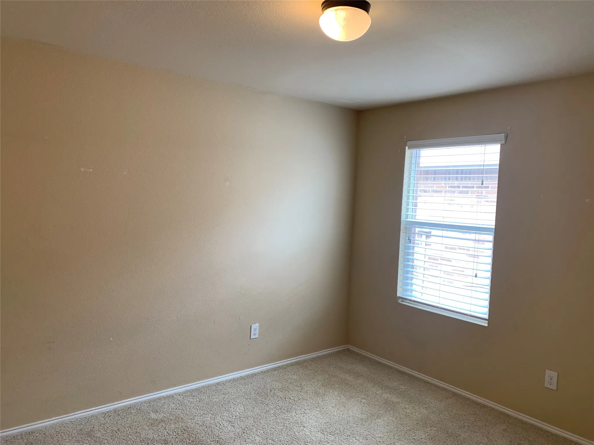 Single Family Residence For Rent in Tarrant County , 3208 Sadie Trail, Fort Worth, Texas 76137, 3 Bedroom, 2 Bathroom, 2 Garage spaces, 2,152 Sqft, built in 2011, mls#21403451, Real Estate Agent in Fort Worth, Homes For Rent in Tarrant county, Homes For Rent in Fort Worth, Realtor in Fort Worth Texas, Real Estate Brokerage Independent Realty Texas, Luminita Cordes Realtor