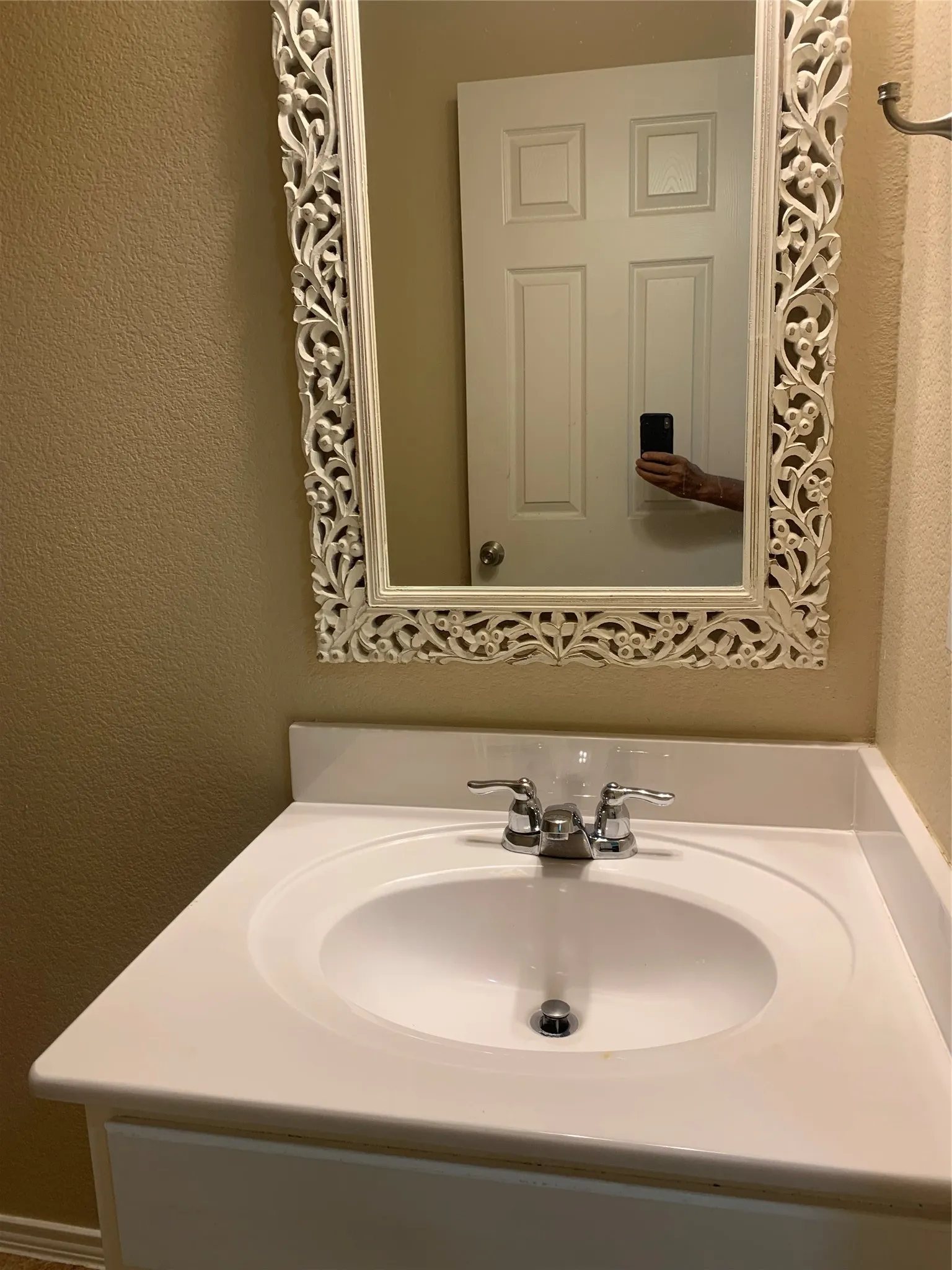 Single Family Residence For Rent in Tarrant County , 3208 Sadie Trail, Fort Worth, Texas 76137, 3 Bedroom, 2 Bathroom, 2 Garage spaces, 2,152 Sqft, built in 2011, mls#21403451, Real Estate Agent in Fort Worth, Homes For Rent in Tarrant county, Homes For Rent in Fort Worth, Realtor in Fort Worth Texas, Real Estate Brokerage Independent Realty Texas, Luminita Cordes Realtor