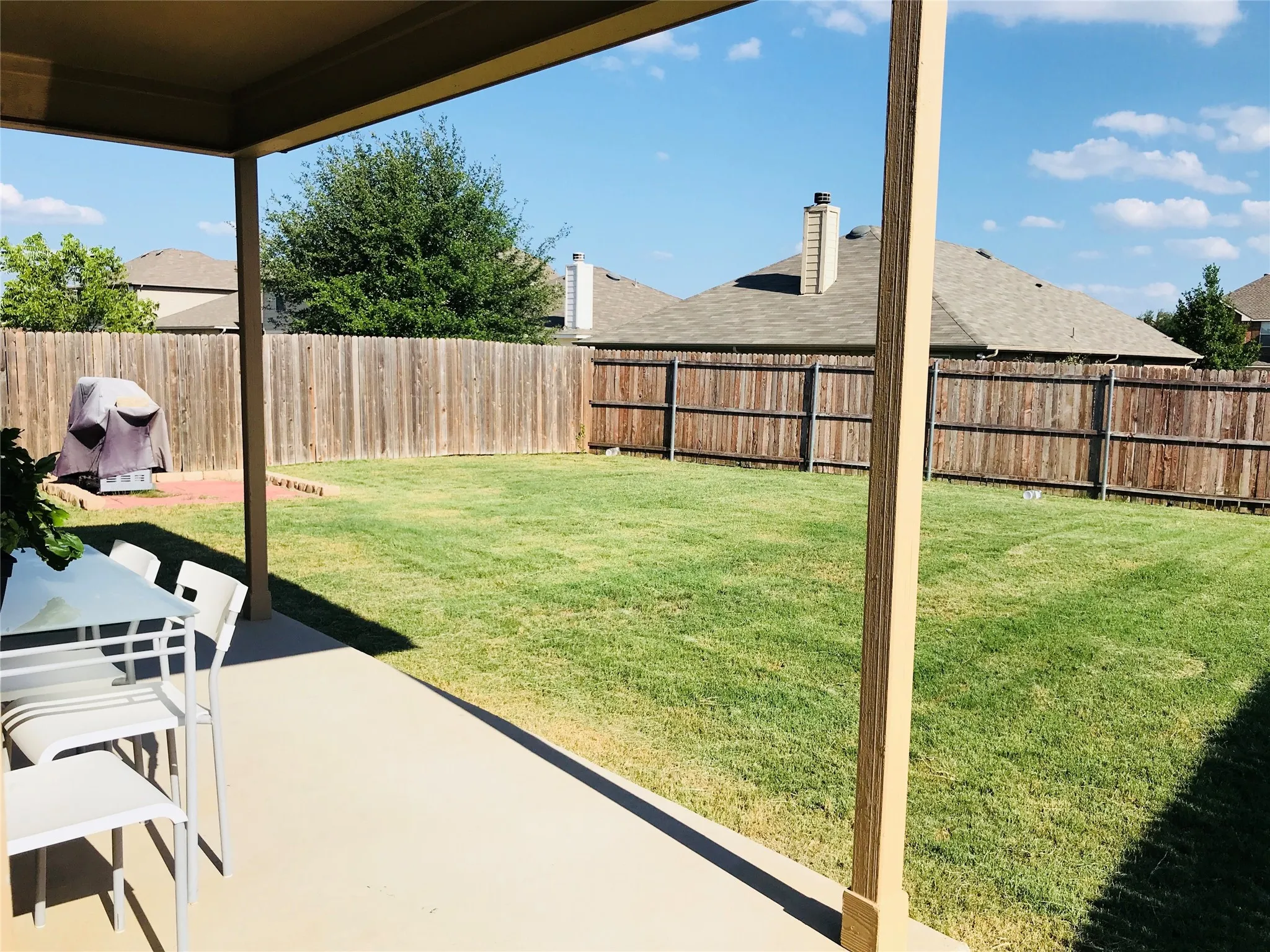 Single Family Residence For Rent in Tarrant County , 3208 Sadie Trail, Fort Worth, Texas 76137, 3 Bedroom, 2 Bathroom, 2 Garage spaces, 2,152 Sqft, built in 2011, mls#21403451, Real Estate Agent in Fort Worth, Homes For Rent in Tarrant county, Homes For Rent in Fort Worth, Realtor in Fort Worth Texas, Real Estate Brokerage Independent Realty Texas, Luminita Cordes Realtor