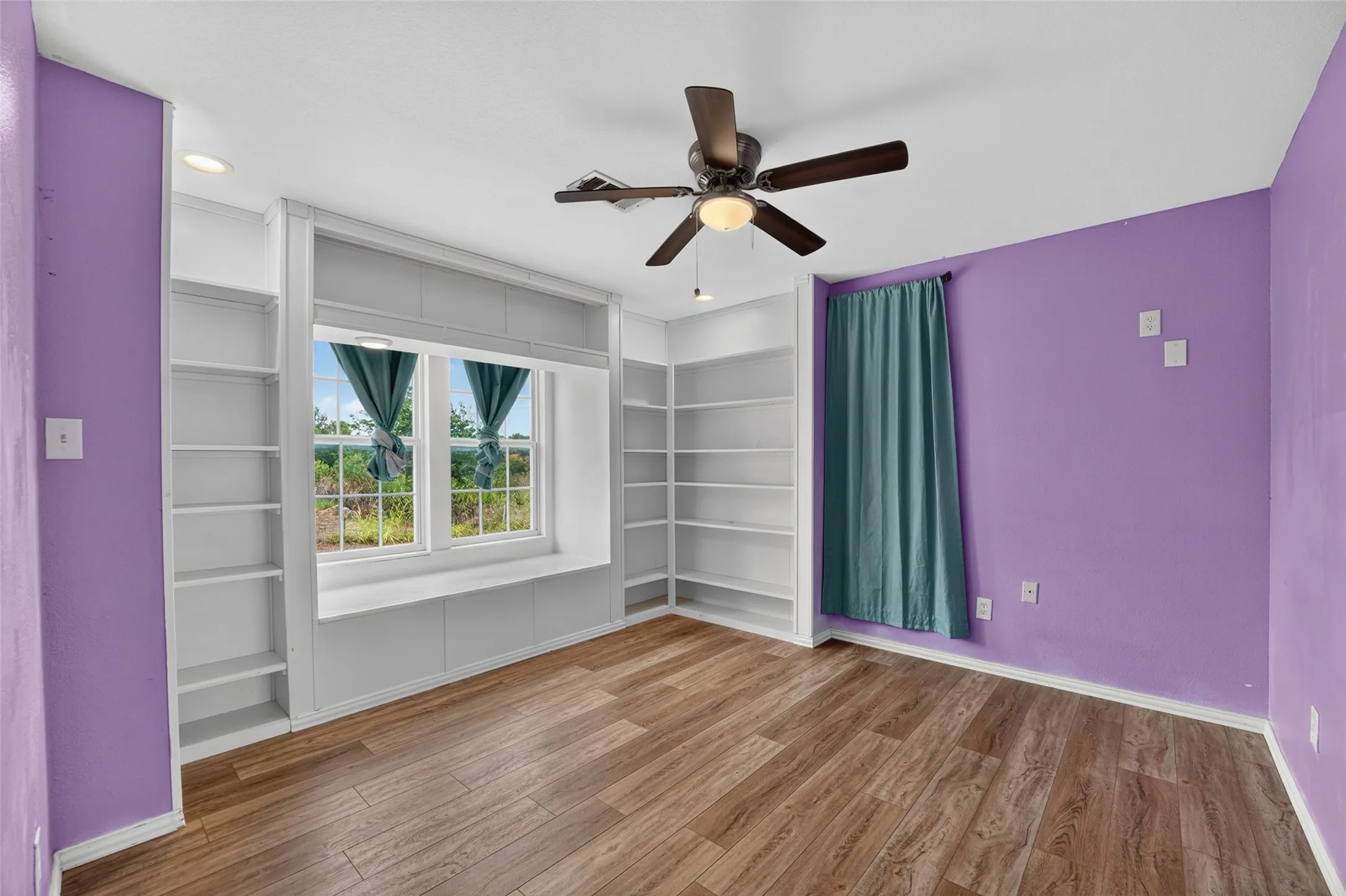 Single Family Residence For Rent in Collin County , 8998 Leroy Road, Princeton, Texas 75407, 3 Bedroom, 2 Bathroom, Garage spaces, 1,688 Sqft, built in 2001, mls#21403818, Real Estate Agent in Princeton, Homes For Rent in Collin county, Homes For Rent in Princeton, Realtor in Princeton Texas, Real Estate Brokerage Independent Realty Texas, Luminita Cordes Realtor