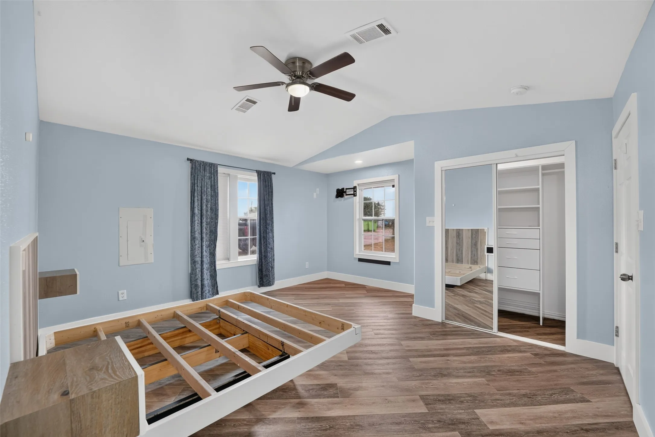 Single Family Residence For Rent in Collin County , 8998 Leroy Road, Princeton, Texas 75407, 3 Bedroom, 2 Bathroom, Garage spaces, 1,688 Sqft, built in 2001, mls#21403818, Real Estate Agent in Princeton, Homes For Rent in Collin county, Homes For Rent in Princeton, Realtor in Princeton Texas, Real Estate Brokerage Independent Realty Texas, Luminita Cordes Realtor