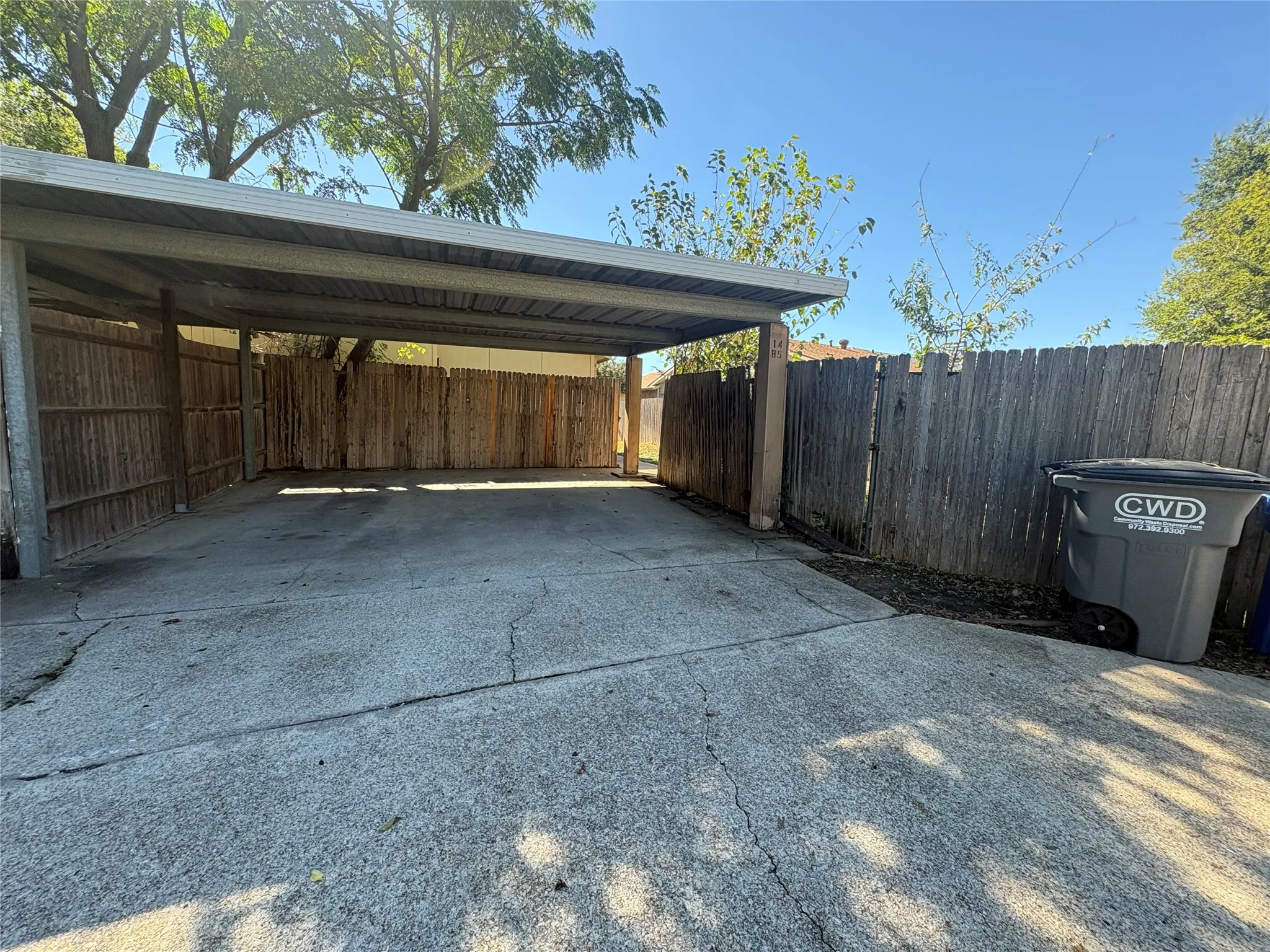 Duplex For Sale in Dallas County , 1487 Brook Meadow Circle, Lancaster, Texas 75134, 4 Bedroom, 2 Bathroom, 2 Garage spaces, 0 Sqft, built in 1982, mls#21403822, Real Estate Agent in Lancaster, Homes For Sale in Dallas county, Homes For Sale in Lancaster, Realtor in Lancaster Texas, Real Estate Brokerage Independent Realty Texas, Luminita Cordes Realtor