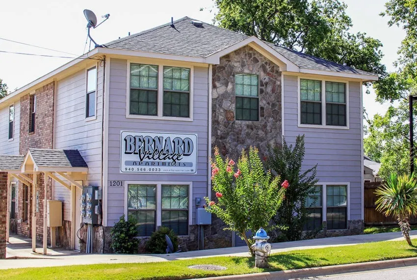 Apartment For Sale in Denton County , 1201 Bernard Street, Denton, Texas 76201, 12 Bedroom, 18 Bathroom, Garage spaces, 0 Sqft, built in 2007, mls#21403739, Real Estate Agent in Denton, Homes For Sale in Denton county, Homes For Sale in Denton, Realtor in Denton Texas, Real Estate Brokerage Independent Realty Texas, Luminita Cordes Realtor