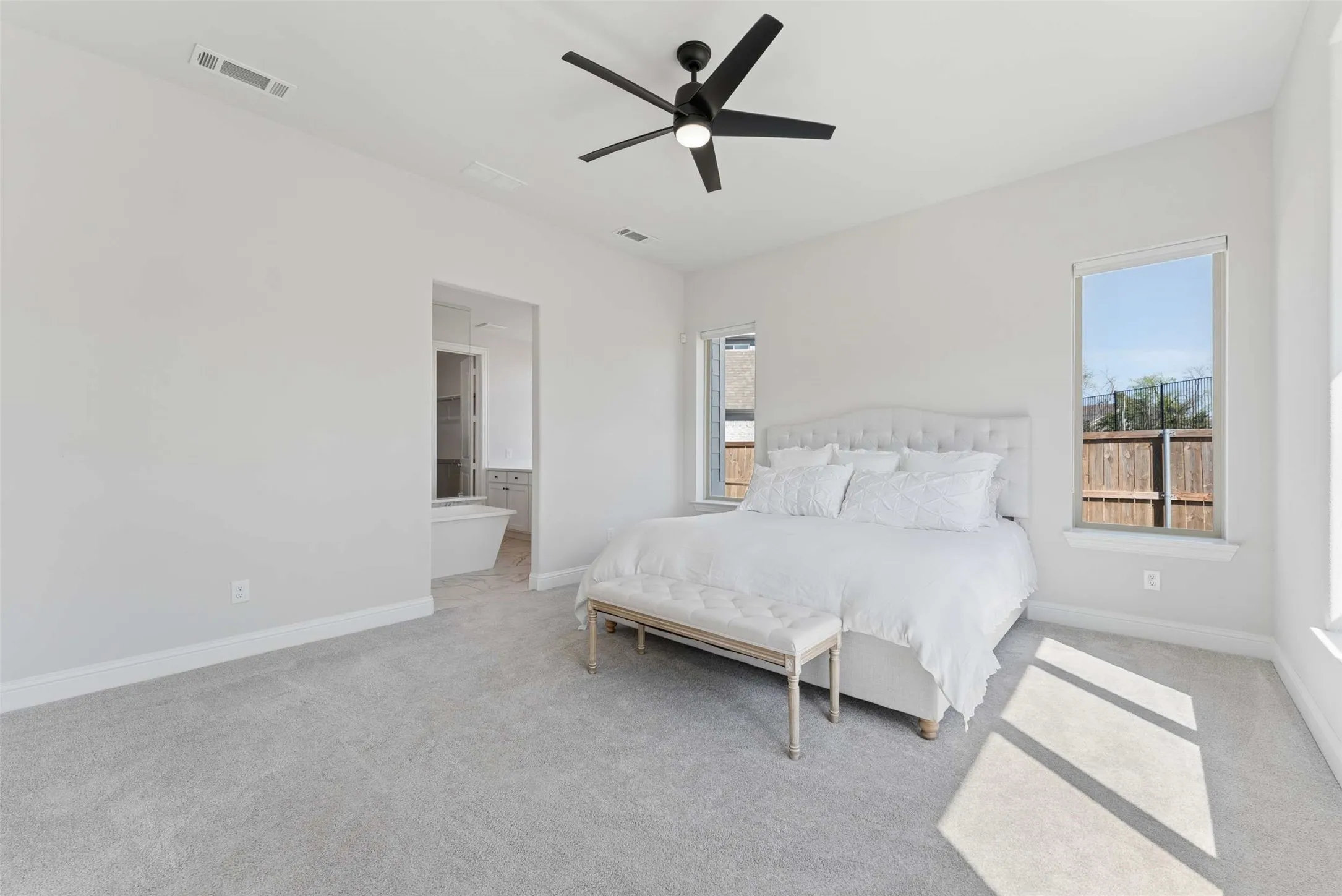 Single Family Residence For Sale in Rockwall County , 4516 Ravenbank Drive, Rockwall, Texas 75087, 5 Bedroom, 4 Bathroom, 3 Garage spaces, 3,887 Sqft, built in 2021, mls#21403767, Real Estate Agent in Rockwall, Homes For Sale in Rockwall county, Homes For Sale in Rockwall, Realtor in Rockwall Texas, Real Estate Brokerage Independent Realty Texas, Luminita Cordes Realtor