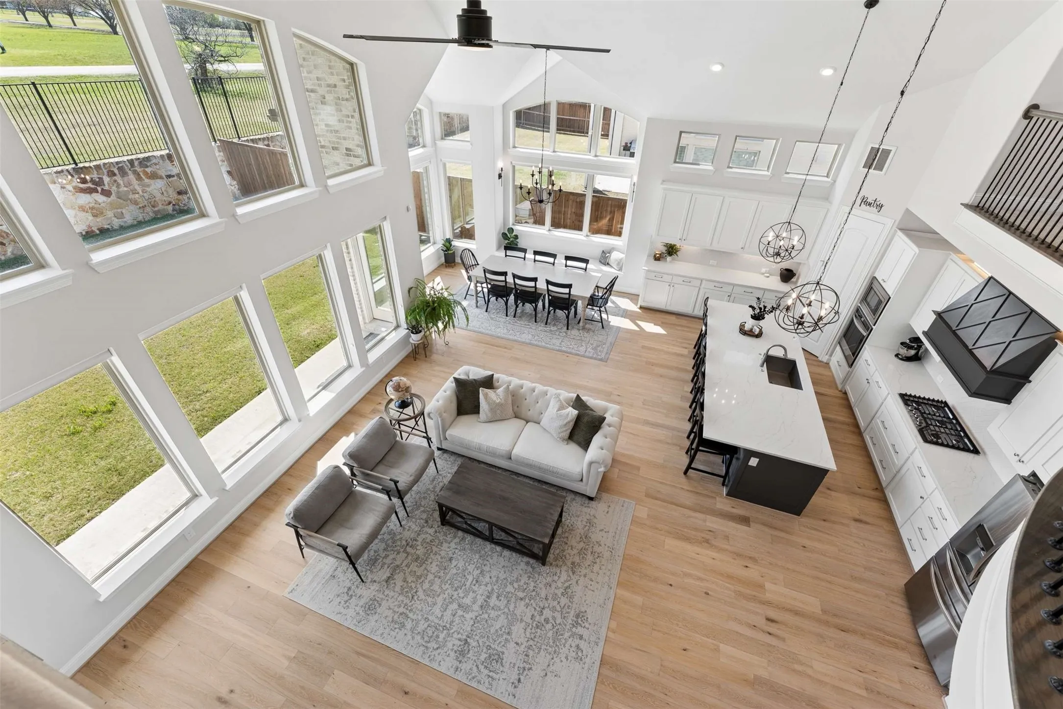 Single Family Residence For Sale in Rockwall County , 4516 Ravenbank Drive, Rockwall, Texas 75087, 5 Bedroom, 4 Bathroom, 3 Garage spaces, 3,887 Sqft, built in 2021, mls#21403767, Real Estate Agent in Rockwall, Homes For Sale in Rockwall county, Homes For Sale in Rockwall, Realtor in Rockwall Texas, Real Estate Brokerage Independent Realty Texas, Luminita Cordes Realtor