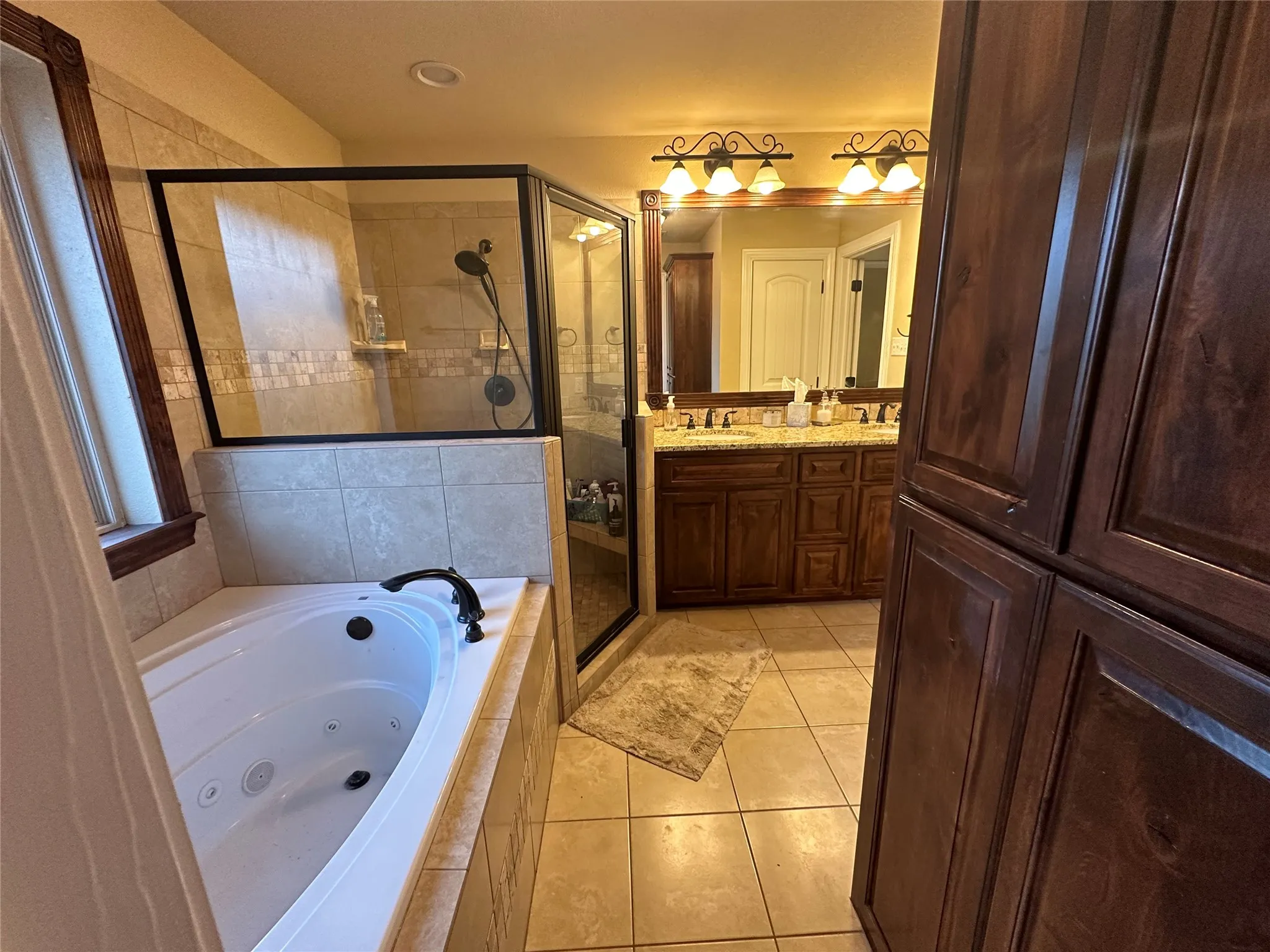 Single Family Residence For Rent in Taylor County , 4725 Yellowstone Trail, Abilene, Texas 79602, 3 Bedroom, 2 Bathroom, 2 Garage spaces, 1,564 Sqft, built in 2013, mls#21403831, Real Estate Agent in Abilene, Homes For Rent in Taylor county, Homes For Rent in Abilene, Realtor in Abilene Texas, Real Estate Brokerage Independent Realty Texas, Luminita Cordes Realtor
