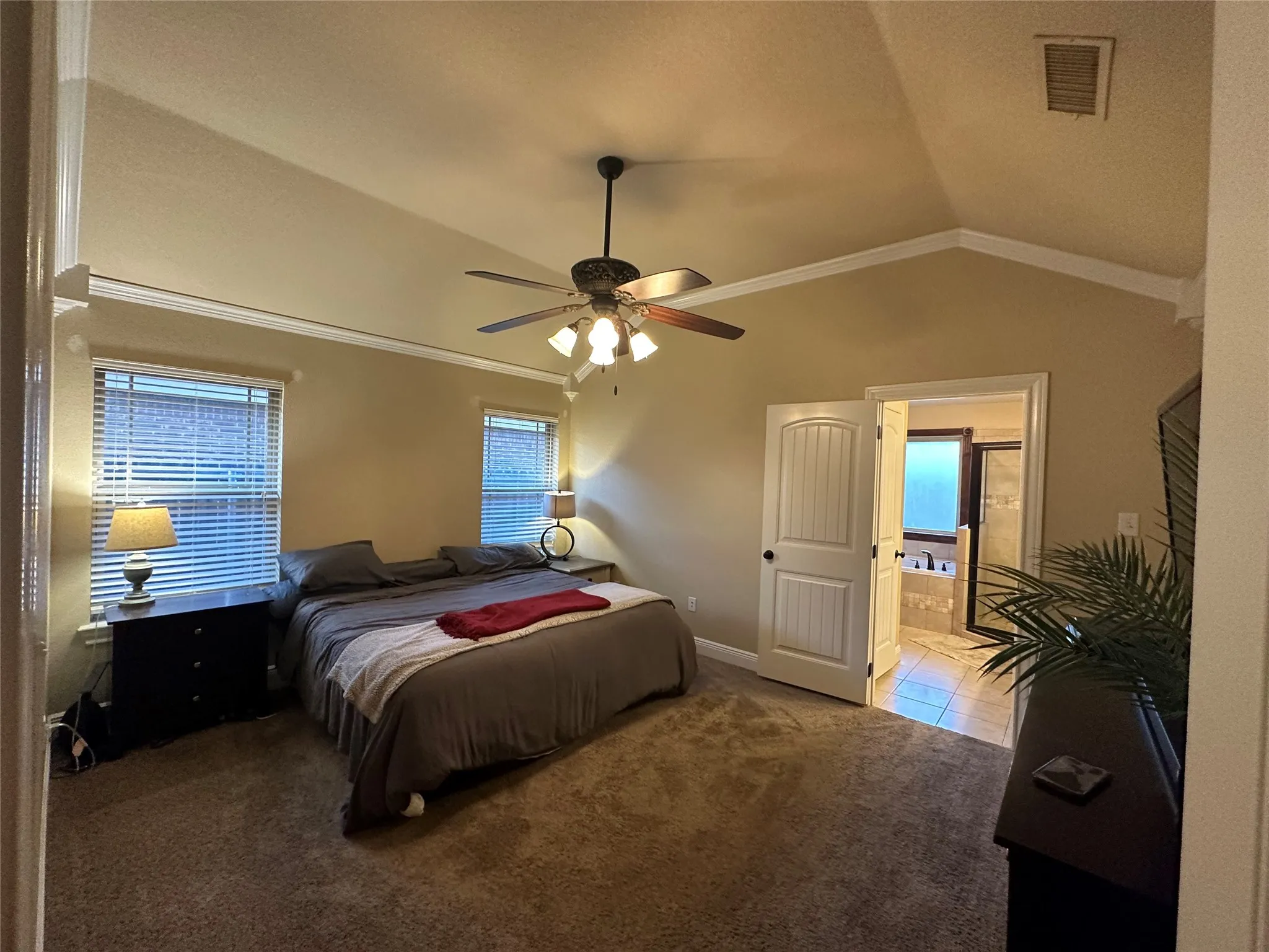 Single Family Residence For Rent in Taylor County , 4725 Yellowstone Trail, Abilene, Texas 79602, 3 Bedroom, 2 Bathroom, 2 Garage spaces, 1,564 Sqft, built in 2013, mls#21403831, Real Estate Agent in Abilene, Homes For Rent in Taylor county, Homes For Rent in Abilene, Realtor in Abilene Texas, Real Estate Brokerage Independent Realty Texas, Luminita Cordes Realtor