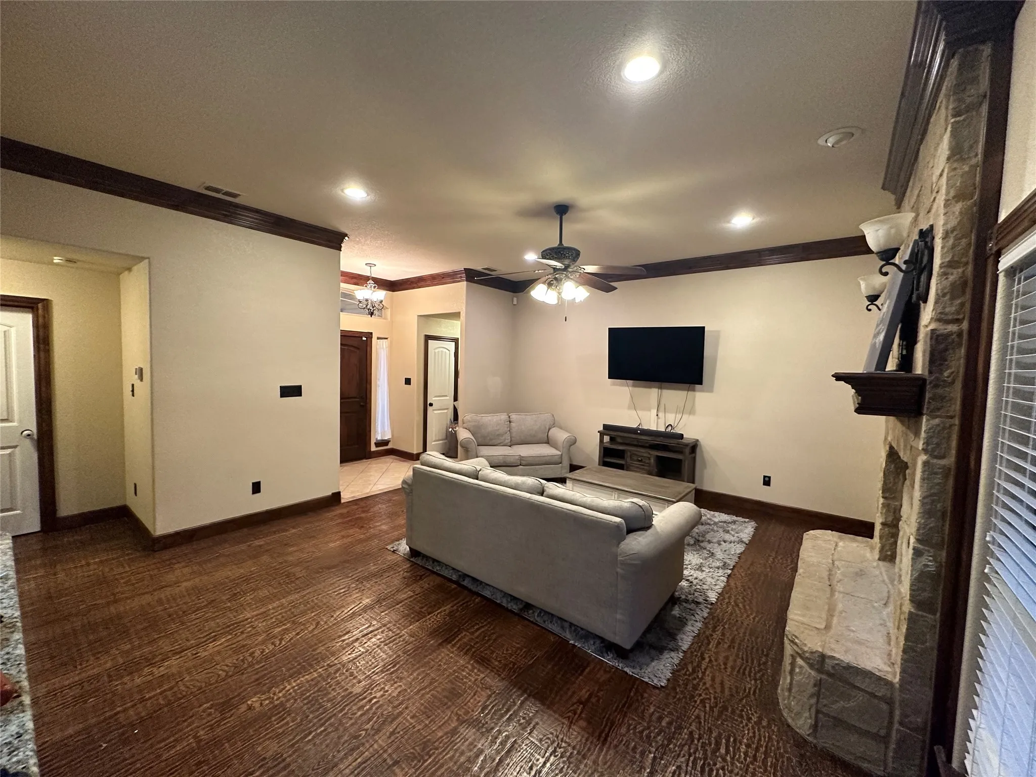 Single Family Residence For Rent in Taylor County , 4725 Yellowstone Trail, Abilene, Texas 79602, 3 Bedroom, 2 Bathroom, 2 Garage spaces, 1,564 Sqft, built in 2013, mls#21403831, Real Estate Agent in Abilene, Homes For Rent in Taylor county, Homes For Rent in Abilene, Realtor in Abilene Texas, Real Estate Brokerage Independent Realty Texas, Luminita Cordes Realtor