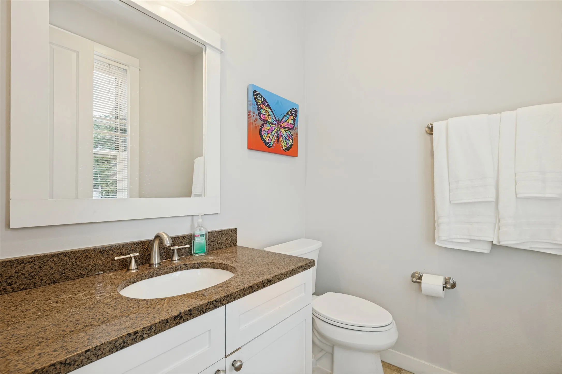 Condominium For Rent in Dallas County , 2604 Thomas Avenue 2, Dallas, Texas 75204, 3 Bedroom, 4 Bathroom, 2 Garage spaces, 2,949 Sqft, built in 2008, mls#21400868, Real Estate Agent in Dallas, Homes For Rent in Dallas county, Homes For Rent in Dallas, Realtor in Dallas Texas, Real Estate Brokerage Independent Realty Texas, Luminita Cordes Realtor
