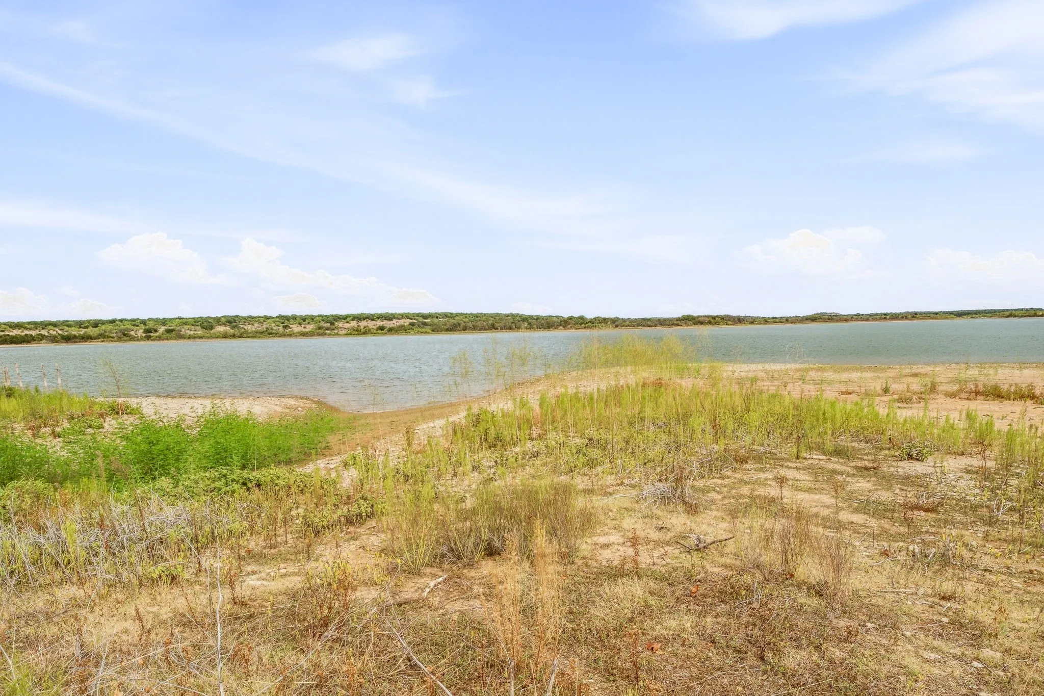 Single Family Residence For Sale in Young County , 1276 FM 3003, Graham, Texas 76450, 3 Bedroom, 2 Bathroom, 2 Garage spaces, 2,126 Sqft, built in 1975, mls#21402880, Real Estate Agent in Graham, Homes For Sale in Young county, Homes For Sale in Graham, Realtor in Graham Texas, Real Estate Brokerage Independent Realty Texas, Luminita Cordes Realtor