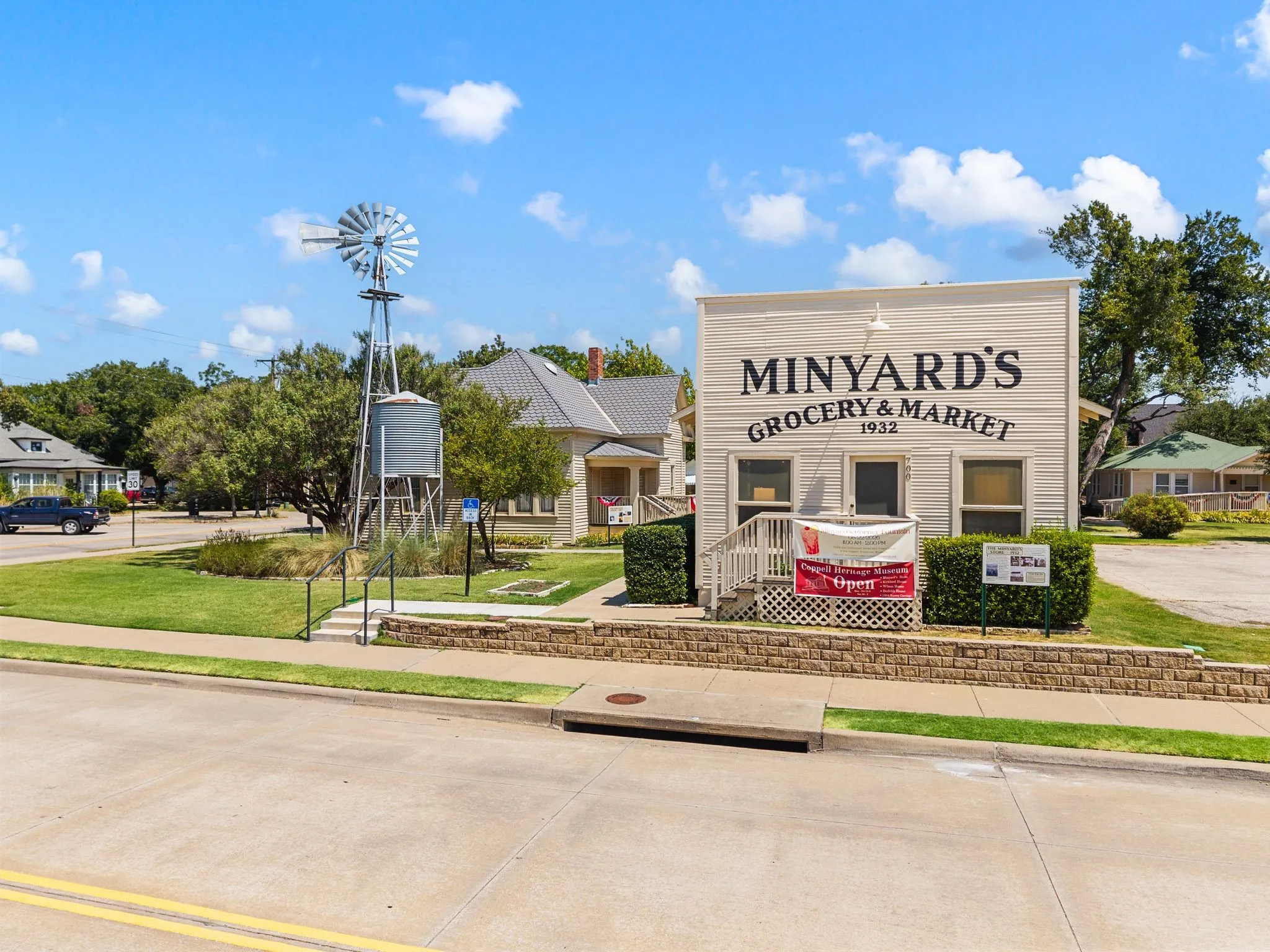 Single Family Residence For Sale in Dallas County , 737 Hammond Street, Coppell, Texas 75019, 3 Bedroom, 3 Bathroom, 2 Garage spaces, 2,561 Sqft, built in 2017, mls#21403350, Real Estate Agent in Coppell, Homes For Sale in Dallas county, Homes For Sale in Coppell, Realtor in Coppell Texas, Real Estate Brokerage Independent Realty Texas, Luminita Cordes Realtor