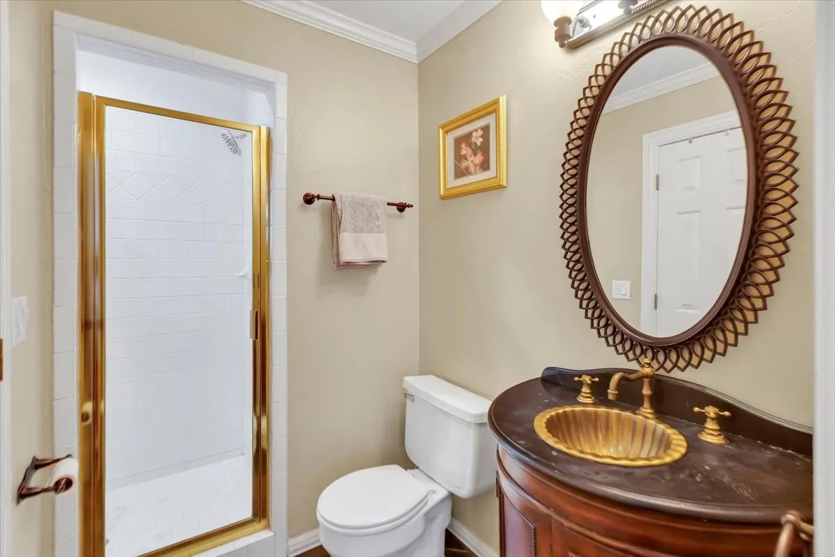 Upstairs Bathroom suite