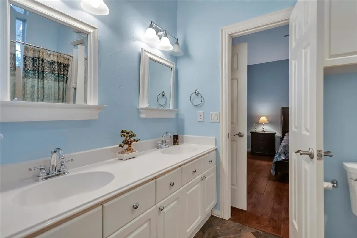Jack and Jil Bathroom