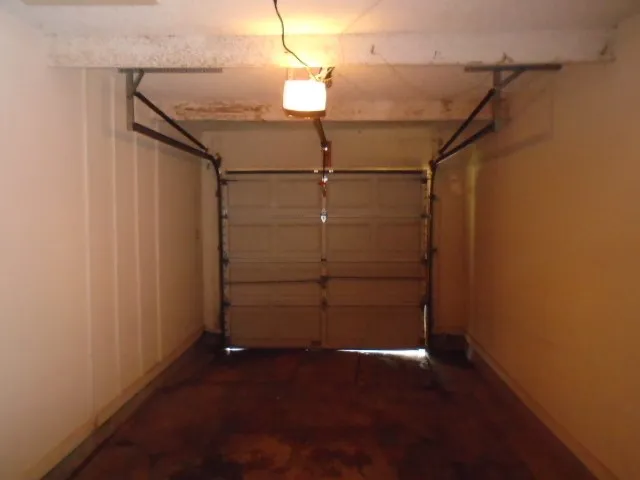 Single Family Residence For Rent in Taylor County , 1801 Woodard Street, Abilene, Texas 79605, 2 Bedroom, 1 Bathroom, 1 Garage spaces, 801 Sqft, built in 1952, mls#21403878, Real Estate Agent in Abilene, Homes For Rent in Taylor county, Homes For Rent in Abilene, Realtor in Abilene Texas, Real Estate Brokerage Independent Realty Texas, Luminita Cordes Realtor