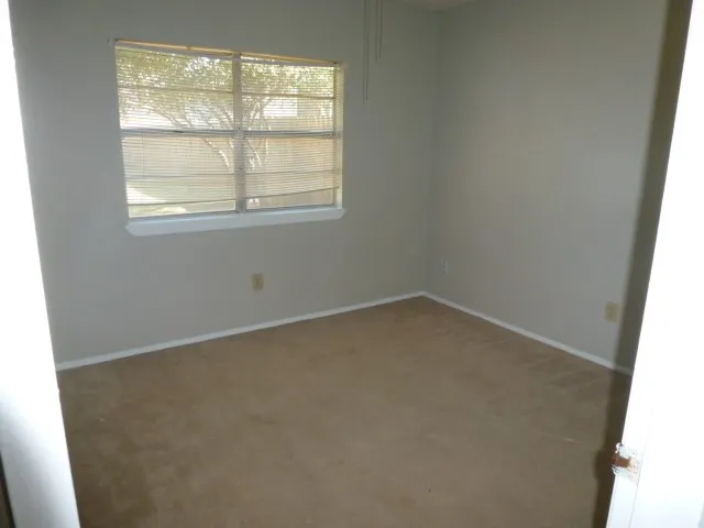 Single Family Residence For Rent in Taylor County , 1801 Woodard Street, Abilene, Texas 79605, 2 Bedroom, 1 Bathroom, 1 Garage spaces, 801 Sqft, built in 1952, mls#21403878, Real Estate Agent in Abilene, Homes For Rent in Taylor county, Homes For Rent in Abilene, Realtor in Abilene Texas, Real Estate Brokerage Independent Realty Texas, Luminita Cordes Realtor