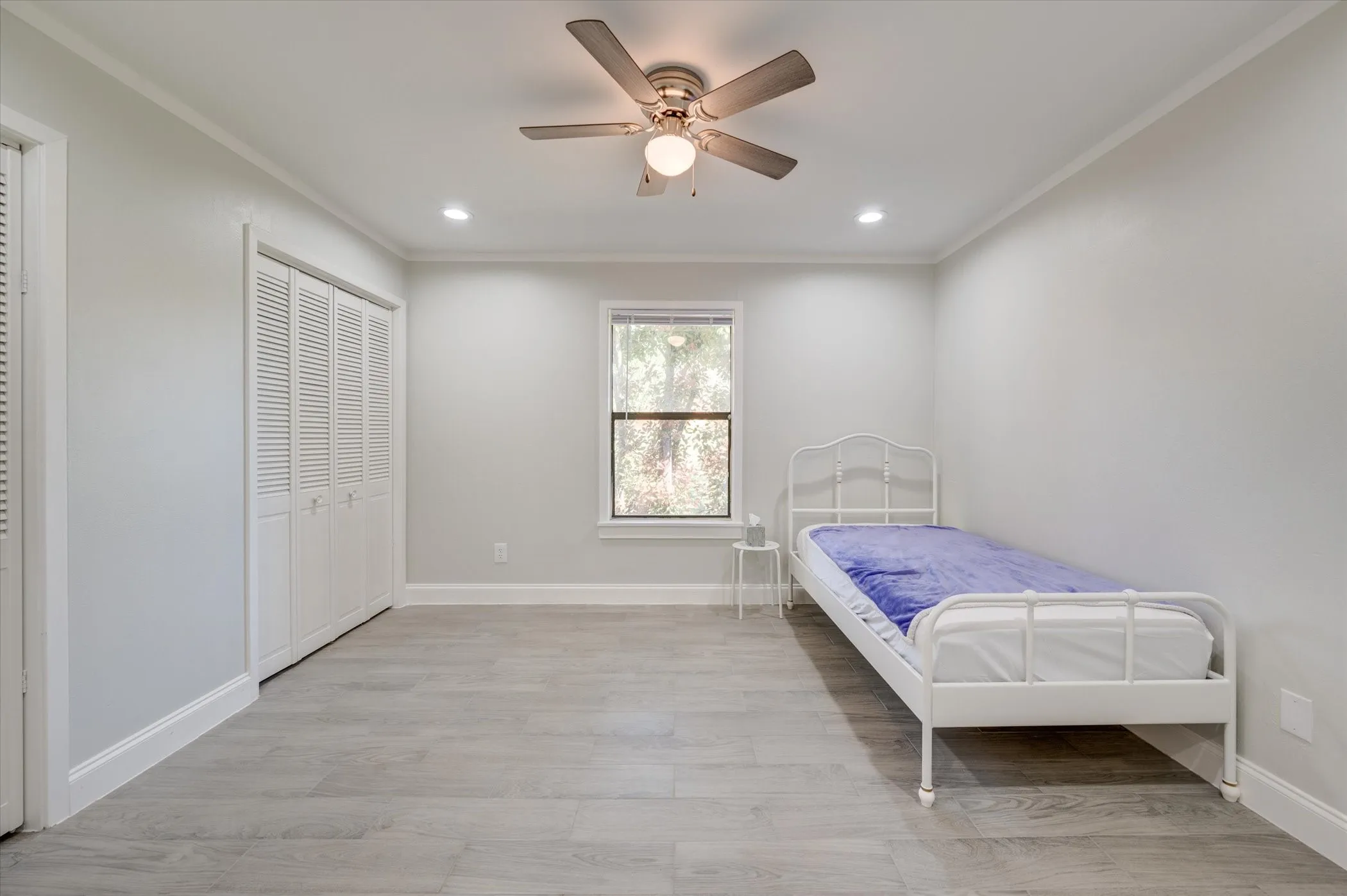 Single Family Residence For Sale in Denton County , 304 Oak Drive, Argyle, Texas 76226, 3 Bedroom, 2 Bathroom, Garage spaces, 1,947 Sqft, built in 1998, mls#21403846, Real Estate Agent in Argyle, Homes For Sale in Denton county, Homes For Sale in Argyle, Realtor in Argyle Texas, Real Estate Brokerage Independent Realty Texas, Luminita Cordes Realtor