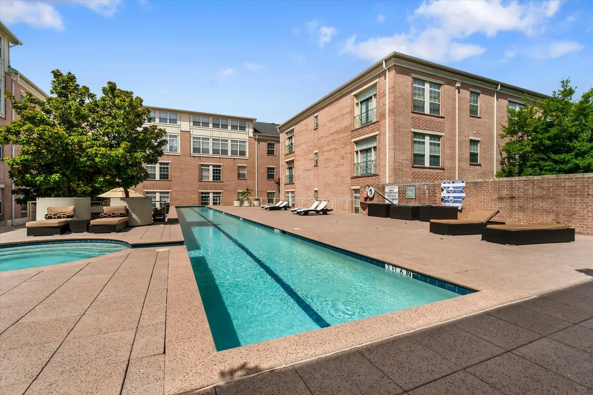 Condominium For Sale in Dallas County , 2305 Worthington Street 134, Dallas, Texas 75204, 1 Bedroom, 1 Bathroom, 2 Garage spaces, 852 Sqft, built in 1999, mls#21391860, Real Estate Agent in Dallas, Homes For Sale in Dallas county, Homes For Sale in Dallas, Realtor in Dallas Texas, Real Estate Brokerage Independent Realty Texas, Luminita Cordes Realtor