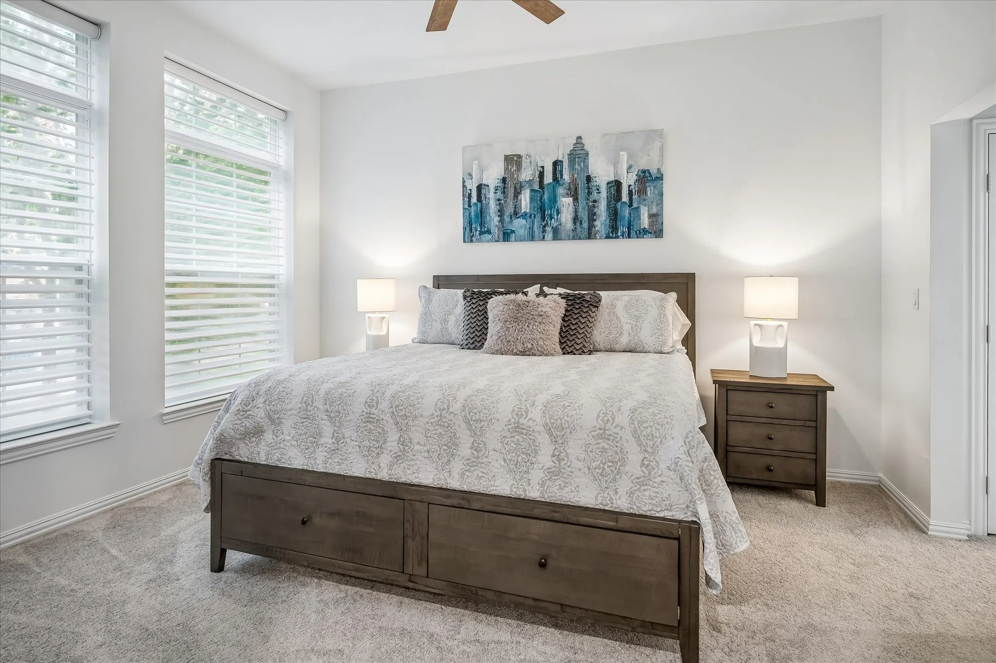 Condominium For Sale in Dallas County , 2305 Worthington Street 134, Dallas, Texas 75204, 1 Bedroom, 1 Bathroom, 2 Garage spaces, 852 Sqft, built in 1999, mls#21391860, Real Estate Agent in Dallas, Homes For Sale in Dallas county, Homes For Sale in Dallas, Realtor in Dallas Texas, Real Estate Brokerage Independent Realty Texas, Luminita Cordes Realtor