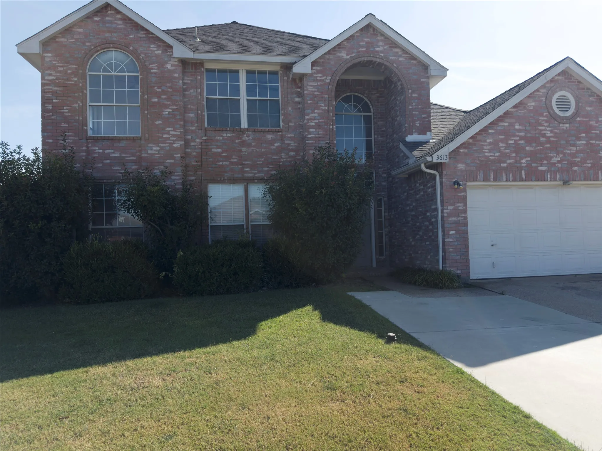Single Family Residence For Sale in Tarrant County , 3613 COTTON CREEK Lane, Fort Worth, Texas 76123, 5 Bedroom, 3 Bathroom, 2 Garage spaces, 2,387 Sqft, built in 1995, mls#21403890, Real Estate Agent in Fort Worth, Homes For Sale in Tarrant county, Homes For Sale in Fort Worth, Realtor in Fort Worth Texas, Real Estate Brokerage Independent Realty Texas, Luminita Cordes Realtor