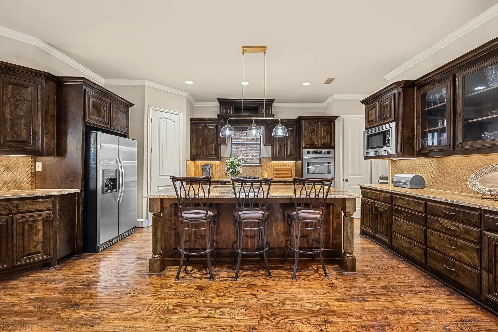 Single Family Residence For Sale in Denton County , 11150 Sugar Mill Lane, Frisco, Texas 75033, 4 Bedroom, 4 Bathroom, 3 Garage spaces, 4,224 Sqft, built in 2008, mls#21396864, Real Estate Agent in Frisco, Homes For Sale in Denton county, Homes For Sale in Frisco, Realtor in Frisco Texas, Real Estate Brokerage Independent Realty Texas, Luminita Cordes Realtor