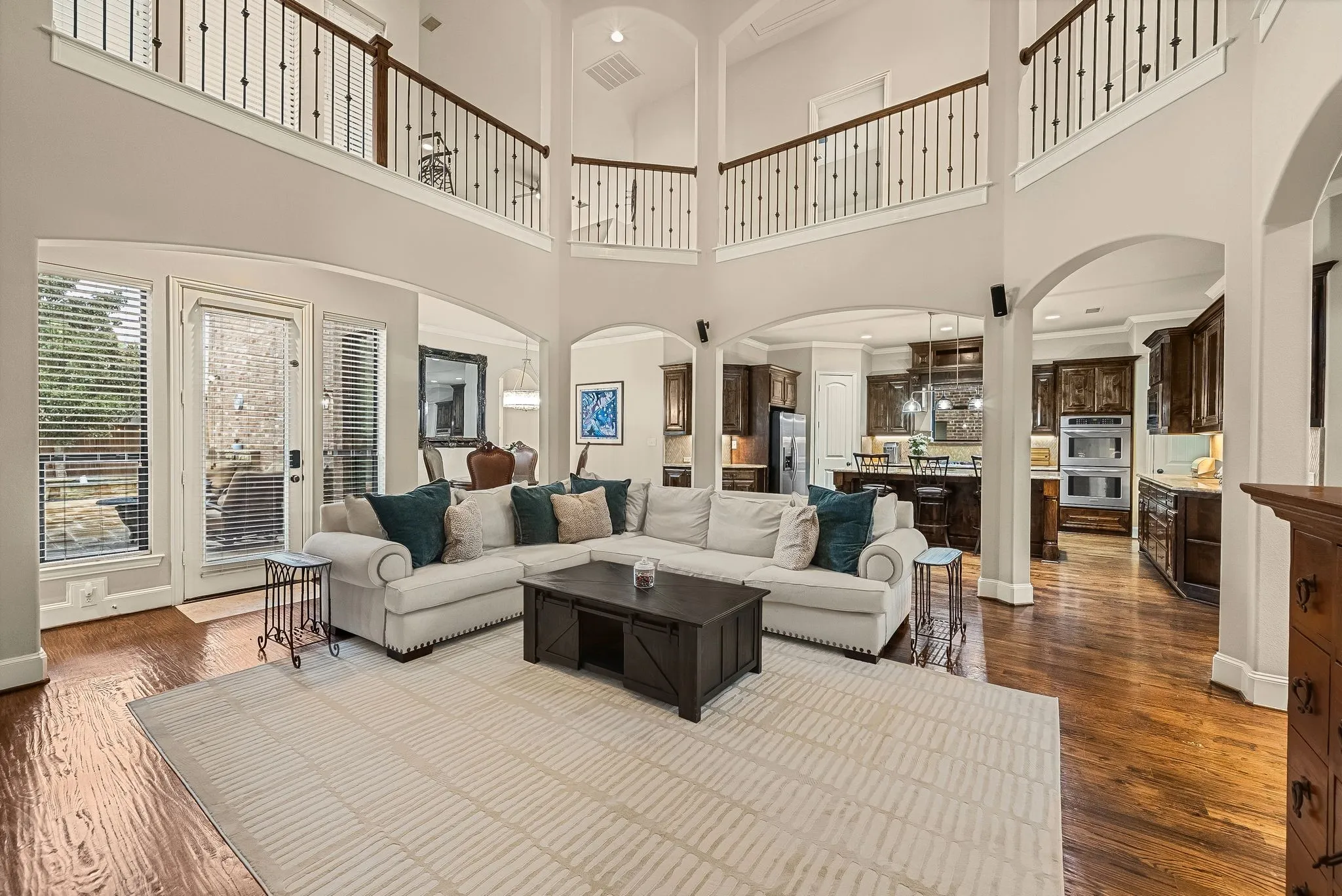 Single Family Residence For Sale in Denton County , 11150 Sugar Mill Lane, Frisco, Texas 75033, 4 Bedroom, 4 Bathroom, 3 Garage spaces, 4,224 Sqft, built in 2008, mls#21396864, Real Estate Agent in Frisco, Homes For Sale in Denton county, Homes For Sale in Frisco, Realtor in Frisco Texas, Real Estate Brokerage Independent Realty Texas, Luminita Cordes Realtor