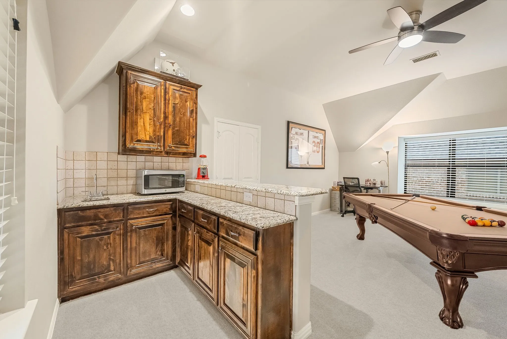 Single Family Residence For Sale in Denton County , 11150 Sugar Mill Lane, Frisco, Texas 75033, 4 Bedroom, 4 Bathroom, 3 Garage spaces, 4,224 Sqft, built in 2008, mls#21396864, Real Estate Agent in Frisco, Homes For Sale in Denton county, Homes For Sale in Frisco, Realtor in Frisco Texas, Real Estate Brokerage Independent Realty Texas, Luminita Cordes Realtor