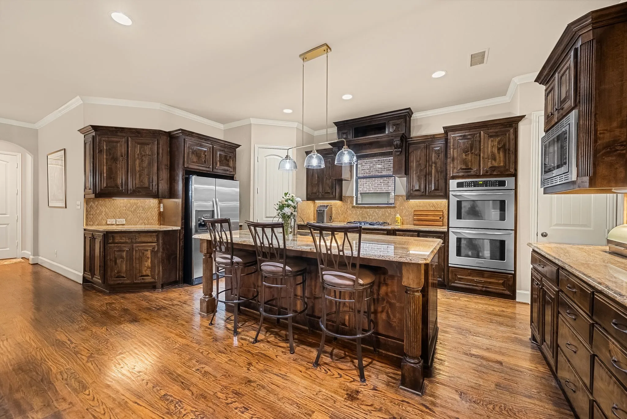 Single Family Residence For Sale in Denton County , 11150 Sugar Mill Lane, Frisco, Texas 75033, 4 Bedroom, 4 Bathroom, 3 Garage spaces, 4,224 Sqft, built in 2008, mls#21396864, Real Estate Agent in Frisco, Homes For Sale in Denton county, Homes For Sale in Frisco, Realtor in Frisco Texas, Real Estate Brokerage Independent Realty Texas, Luminita Cordes Realtor