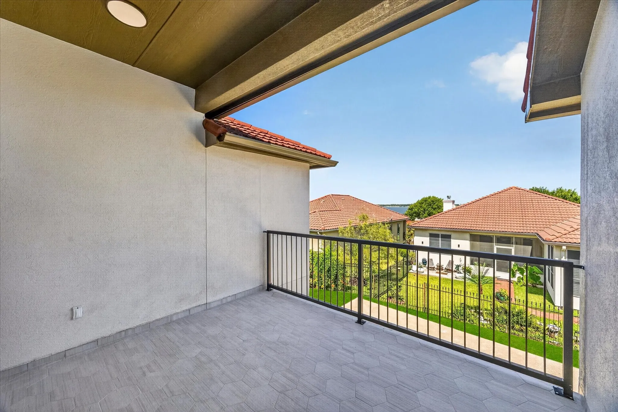 Single Family Residence For Rent in Rockwall County , 1860 Tahoe Drive, Rockwall, Texas 75087, 3 Bedroom, 2 Bathroom, 2 Garage spaces, 2,570 Sqft, built in 2000, mls#21403891, Real Estate Agent in Rockwall, Homes For Rent in Rockwall county, Homes For Rent in Rockwall, Realtor in Rockwall Texas, Real Estate Brokerage Independent Realty Texas, Luminita Cordes Realtor