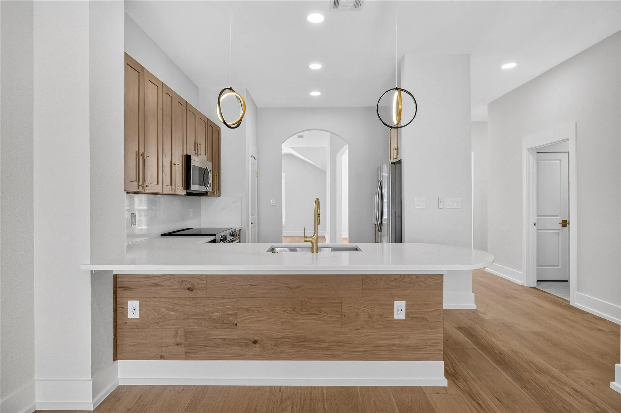 Single Family Residence For Rent in Rockwall County , 1860 Tahoe Drive, Rockwall, Texas 75087, 3 Bedroom, 2 Bathroom, 2 Garage spaces, 2,570 Sqft, built in 2000, mls#21403891, Real Estate Agent in Rockwall, Homes For Rent in Rockwall county, Homes For Rent in Rockwall, Realtor in Rockwall Texas, Real Estate Brokerage Independent Realty Texas, Luminita Cordes Realtor