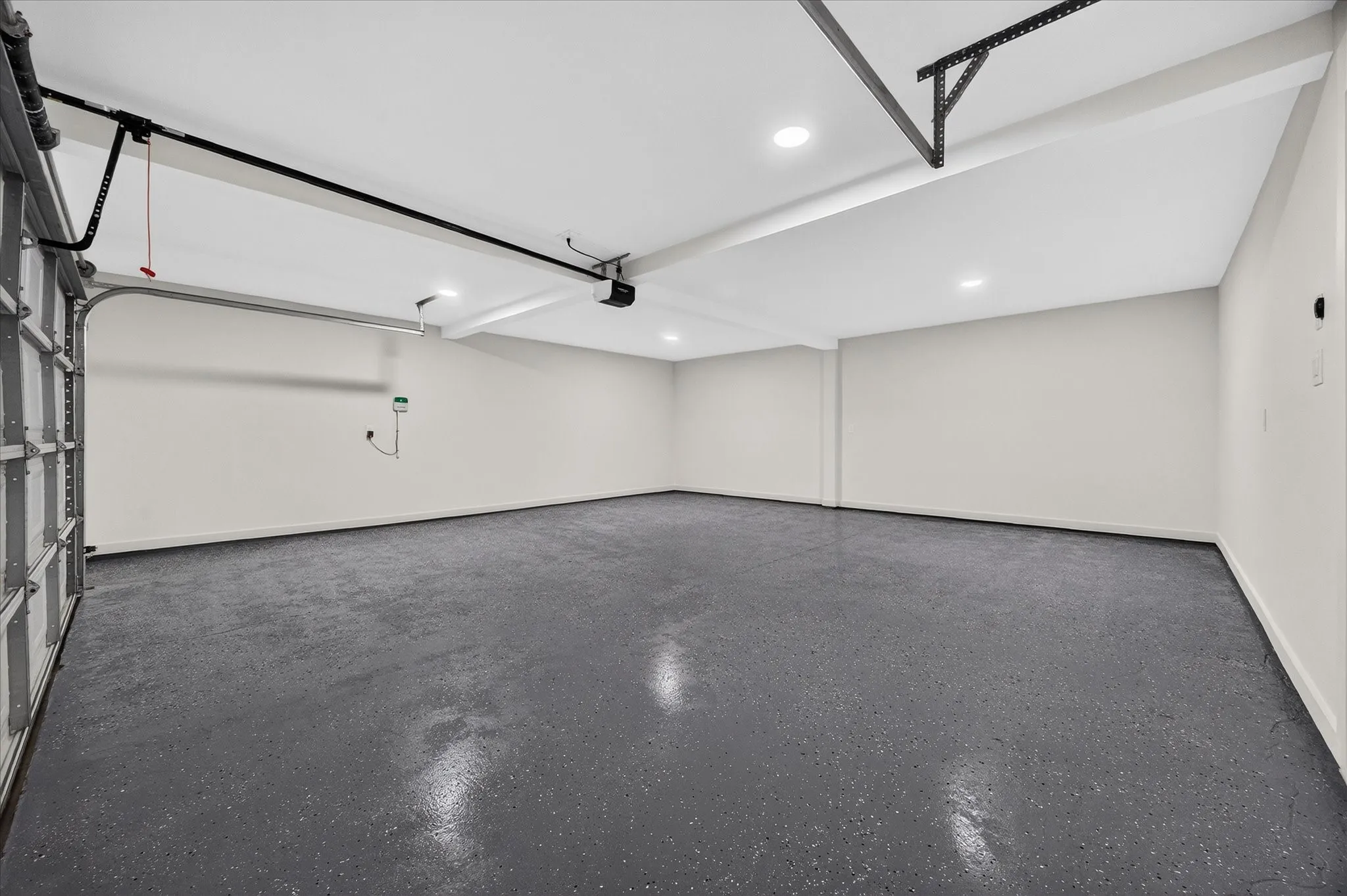 Single Family Residence For Rent in Rockwall County , 1860 Tahoe Drive, Rockwall, Texas 75087, 3 Bedroom, 2 Bathroom, 2 Garage spaces, 2,570 Sqft, built in 2000, mls#21403891, Real Estate Agent in Rockwall, Homes For Rent in Rockwall county, Homes For Rent in Rockwall, Realtor in Rockwall Texas, Real Estate Brokerage Independent Realty Texas, Luminita Cordes Realtor